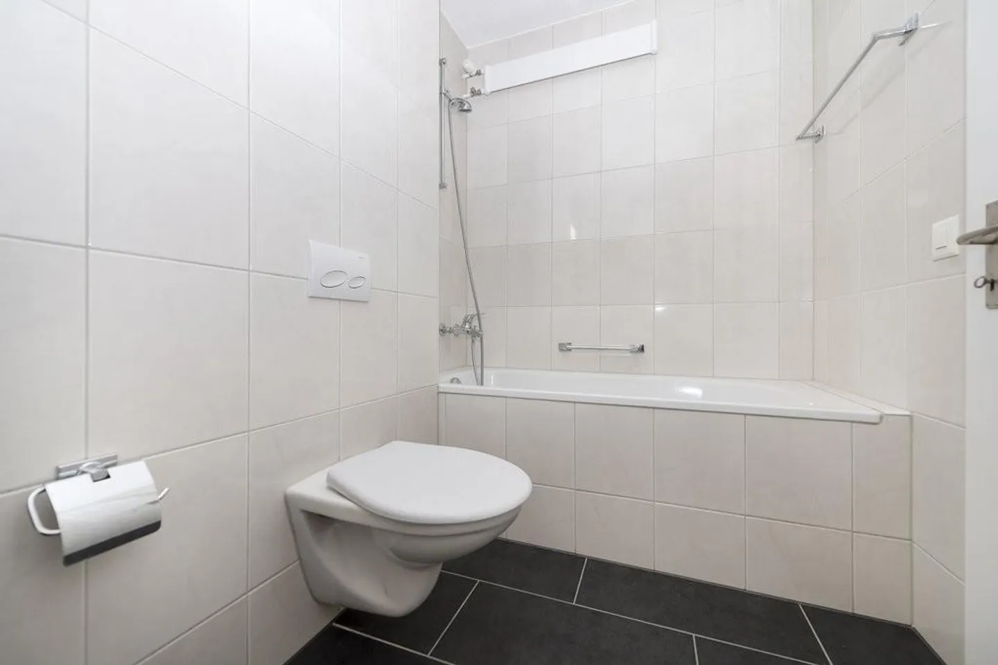 Wohnen Sie den 1. Monat gratis in der schönen 4.0-Zimmerwohnung! - Foto 8 von 9