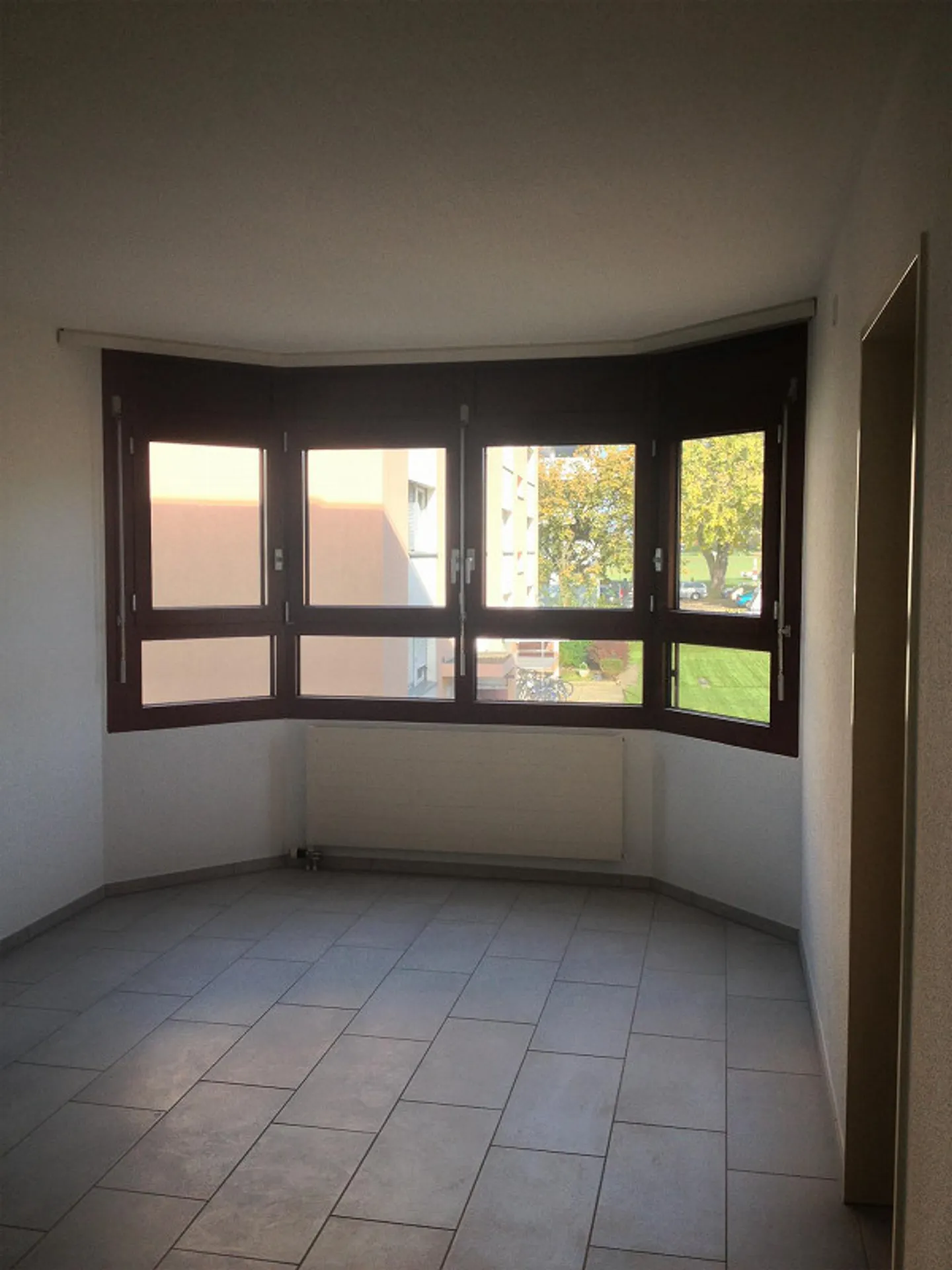 Living near the city center - Photo 5 of 9