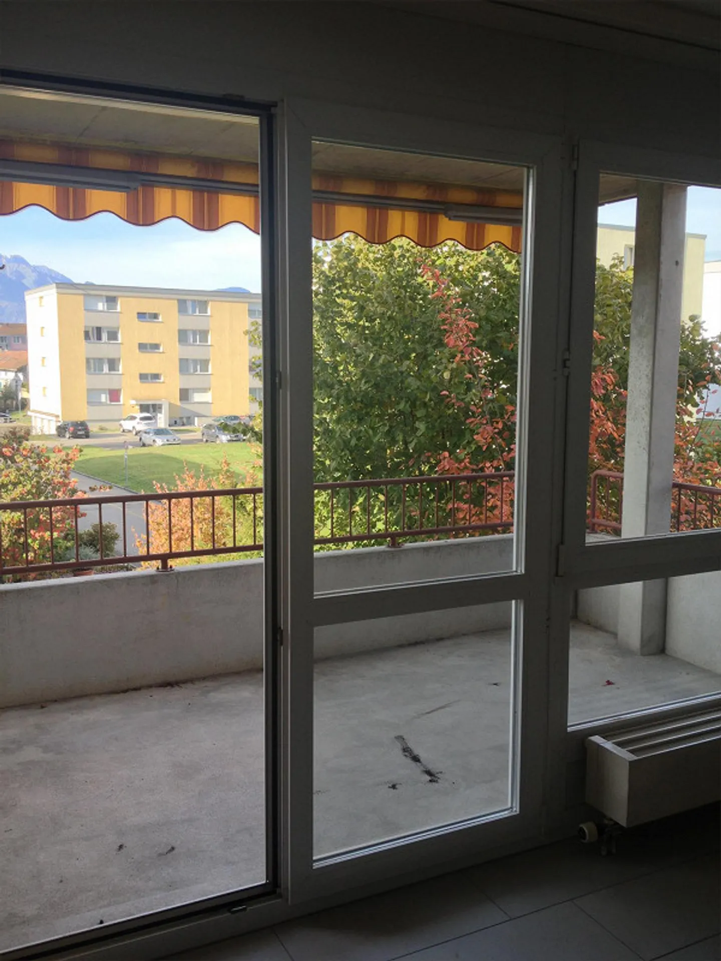 Living near the city center - Photo 9 of 9