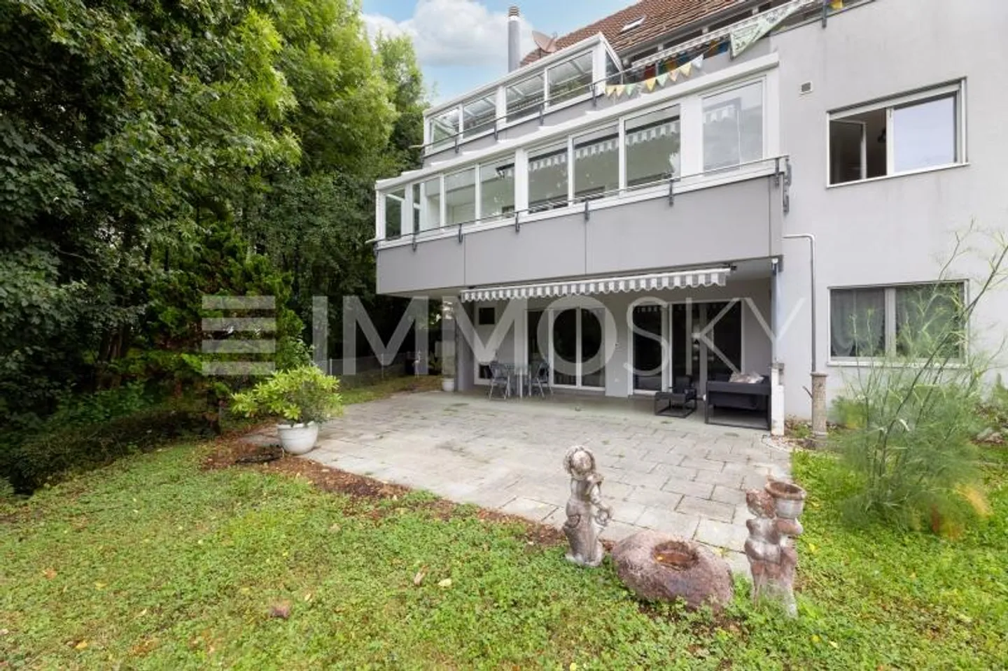 Verstecktes Gartenparadies an der Glatt  Pure Harmonie im Alltag - Foto 2 von 7