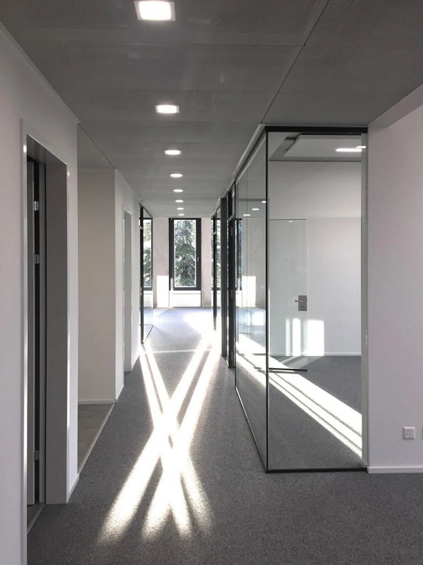 Bureaux modernes dans un emplacement central - utilisation flexible - Photo 2 sur 9