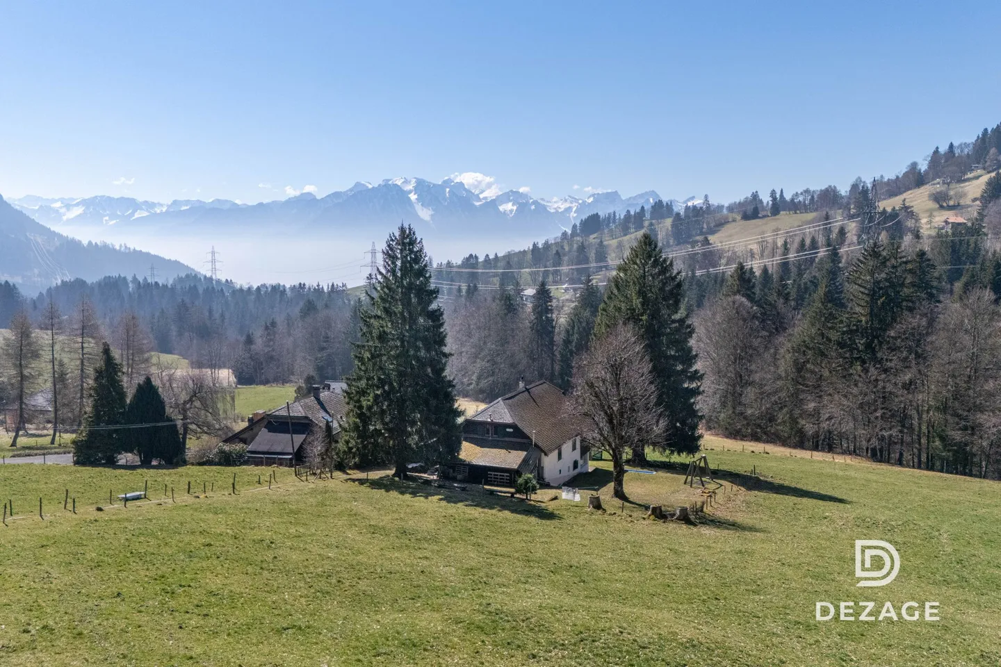Magnificent house in a quiet area of Vallon de Villard - Photo 1 of 15