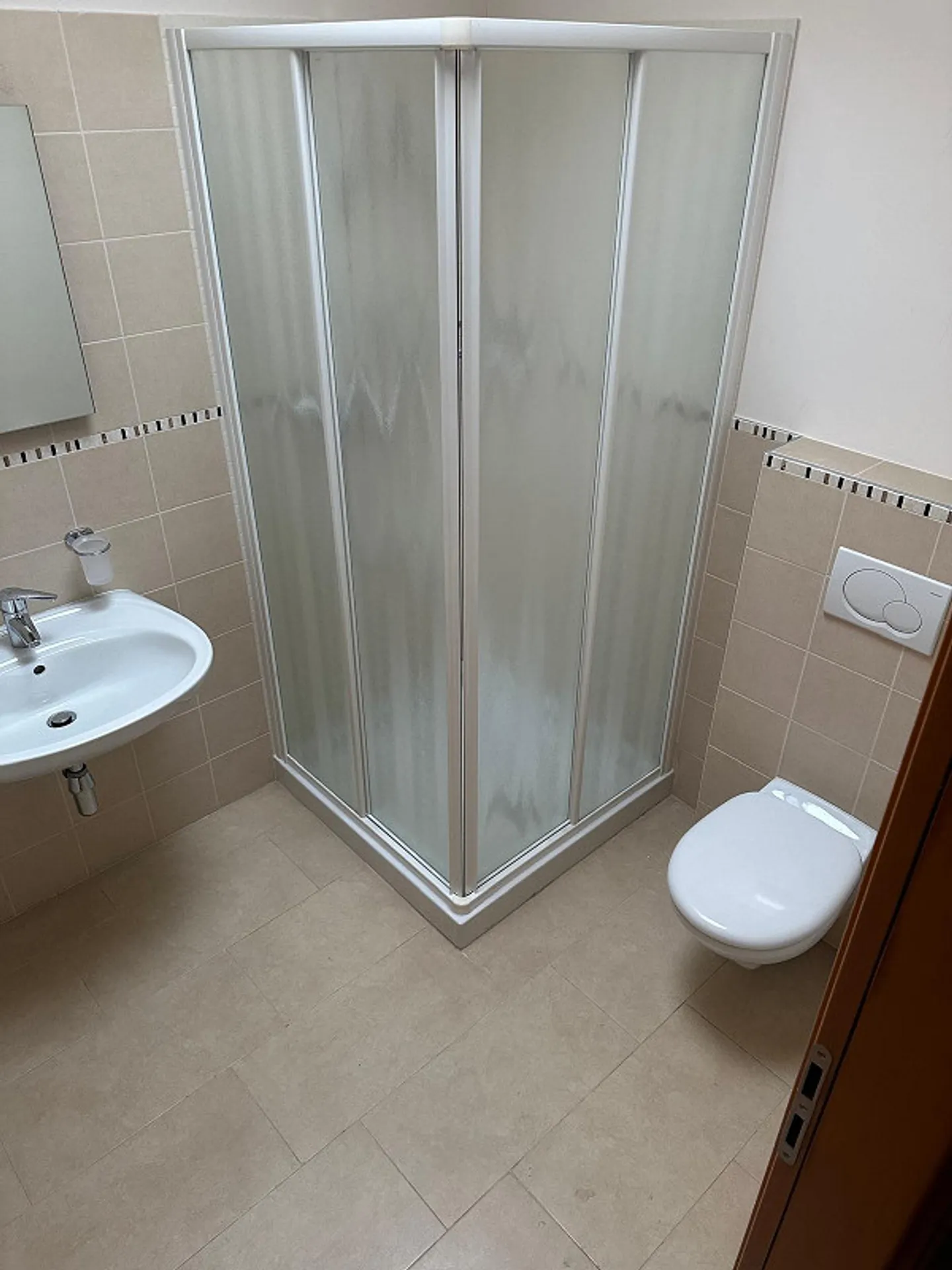 NEW PRICE - SPACIOUS 4.5 ROOMS IN CHIASSO – ID 23606 - Photo 4 of 9