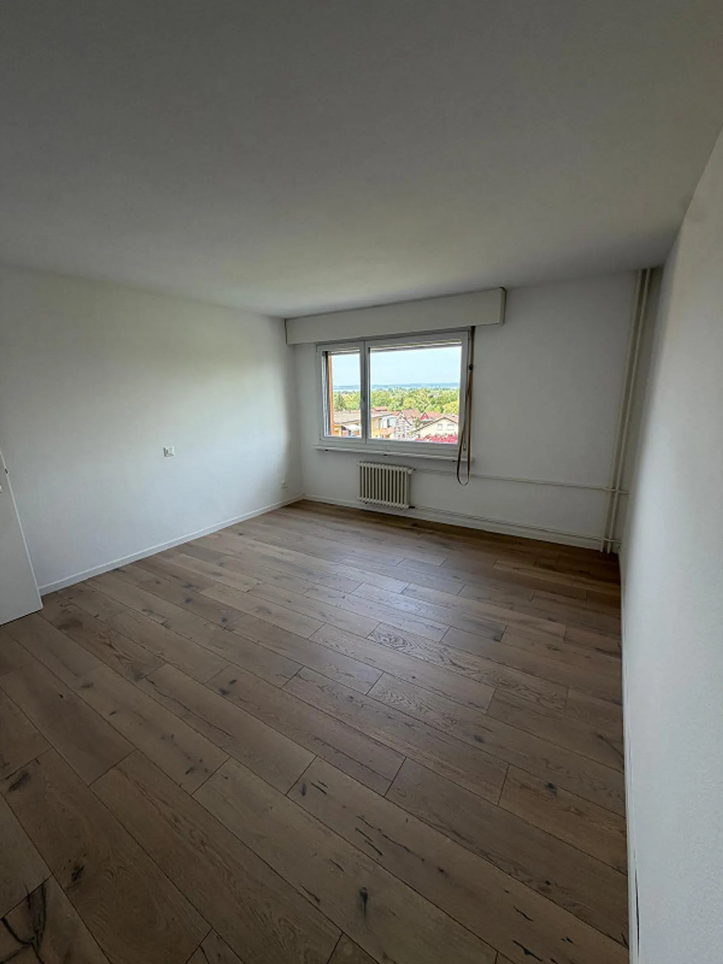 Appartamento moderno e luminoso a Rheineck con vista panoramica, balcone e garage - Foto 5 di 8