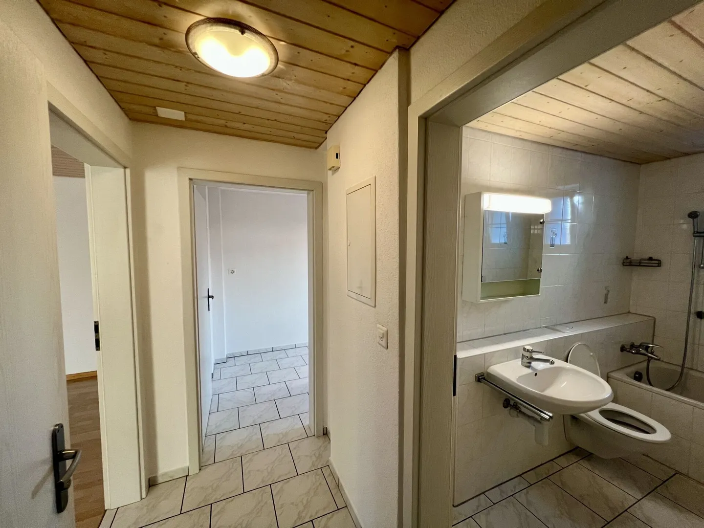 Charmante 3.5 Zimmer Wohnung - Foto 7 von 12
