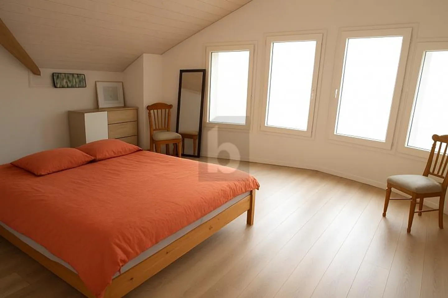 CALM AND INDIVIDUAL ON A LARGE PLOT - Photo 5 of 6