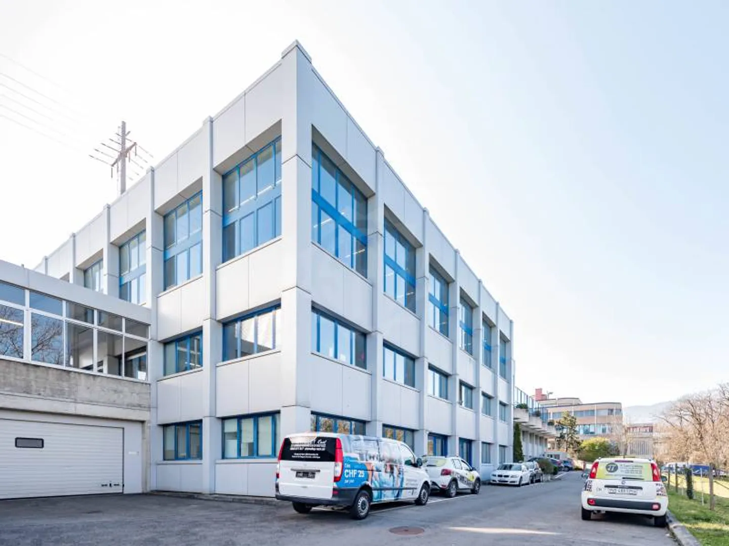 Bureaux agréables - NYON - Photo 2 sur 8