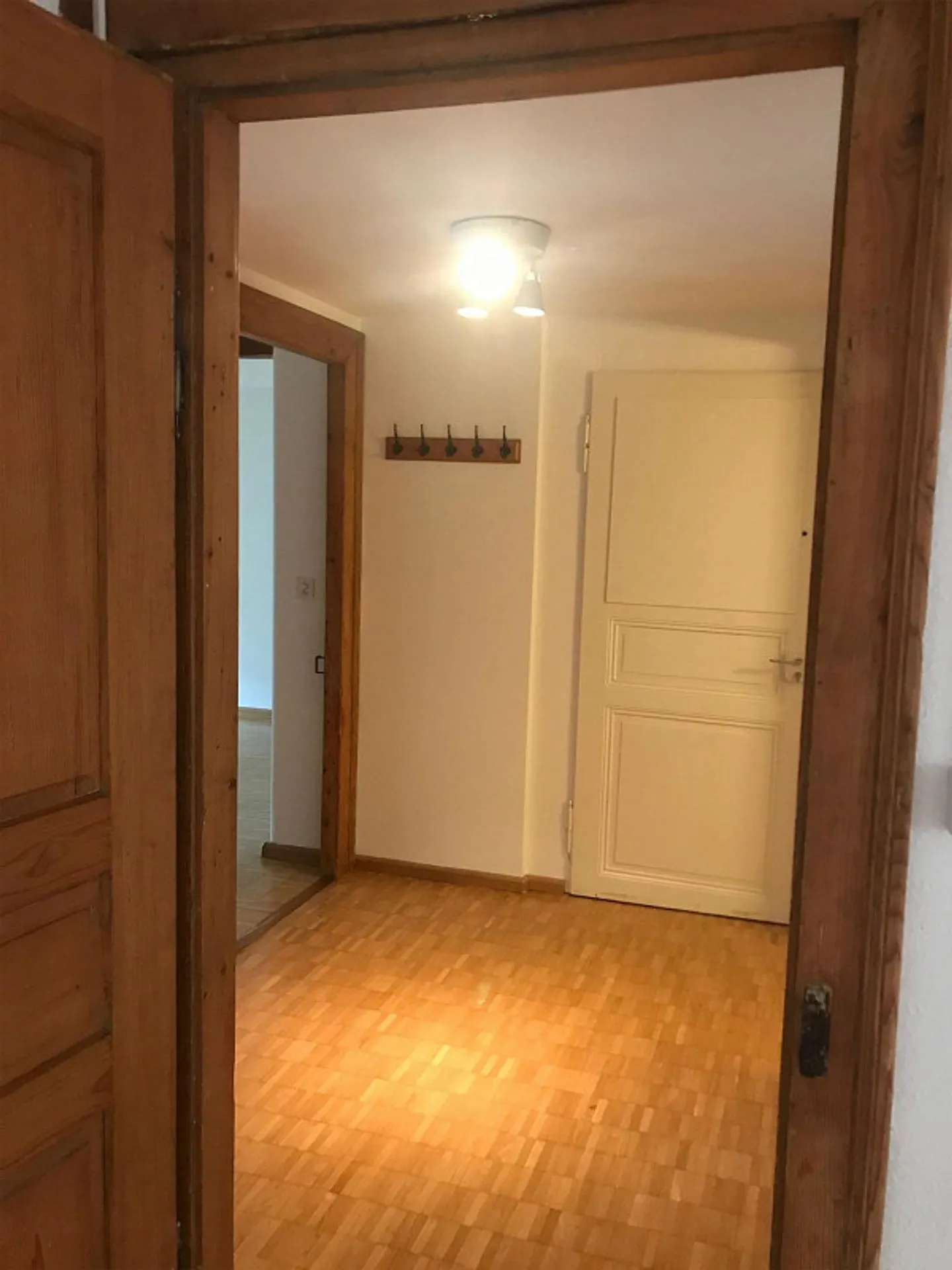 Incantevole appartamento di 3 stanze in un edificio storico a Basilea - Foto 6 di 6
