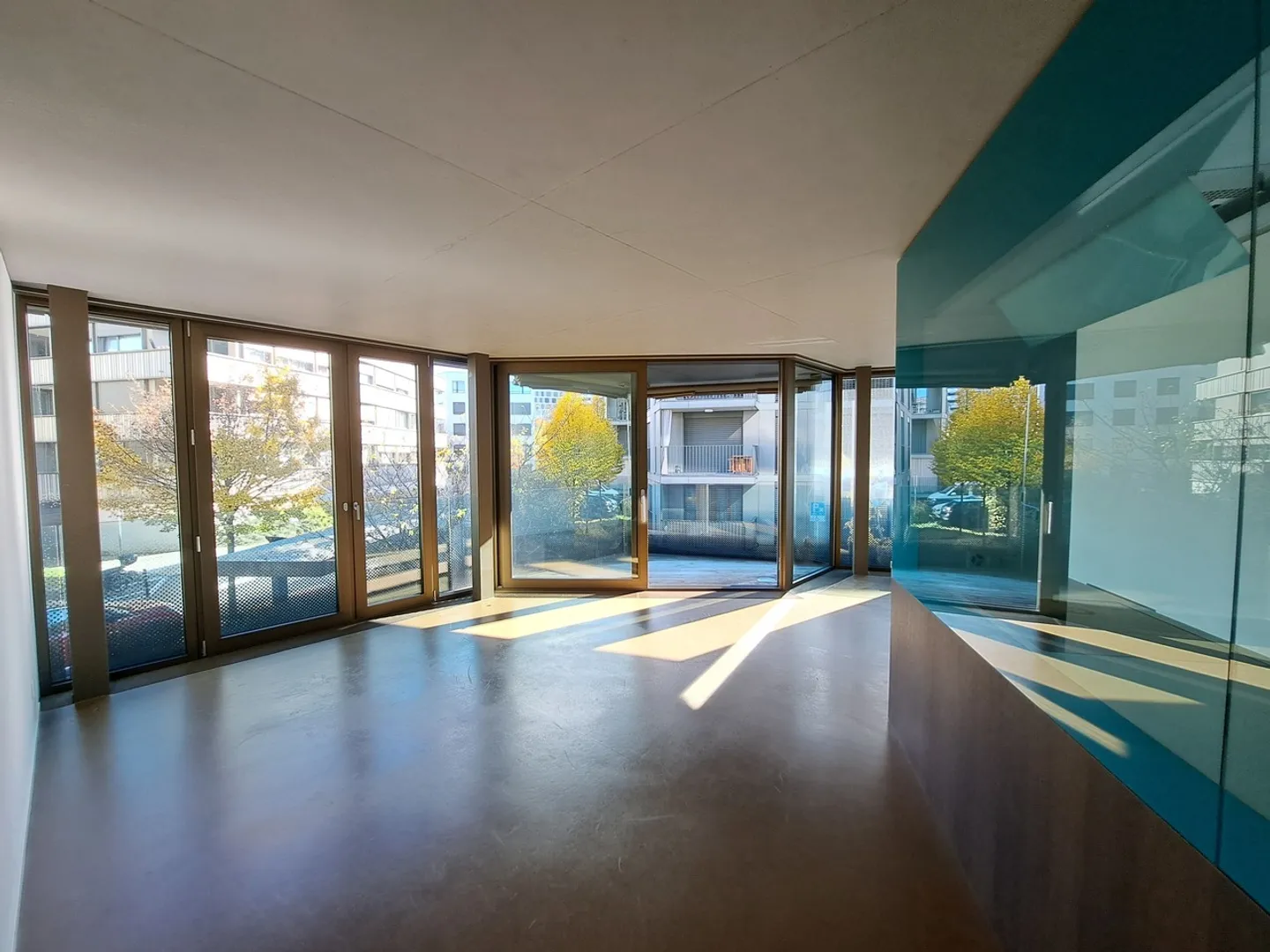 Agréable appartement récent de 4.5p avec balcon à louer à Lausanne - Foto 1 von 10