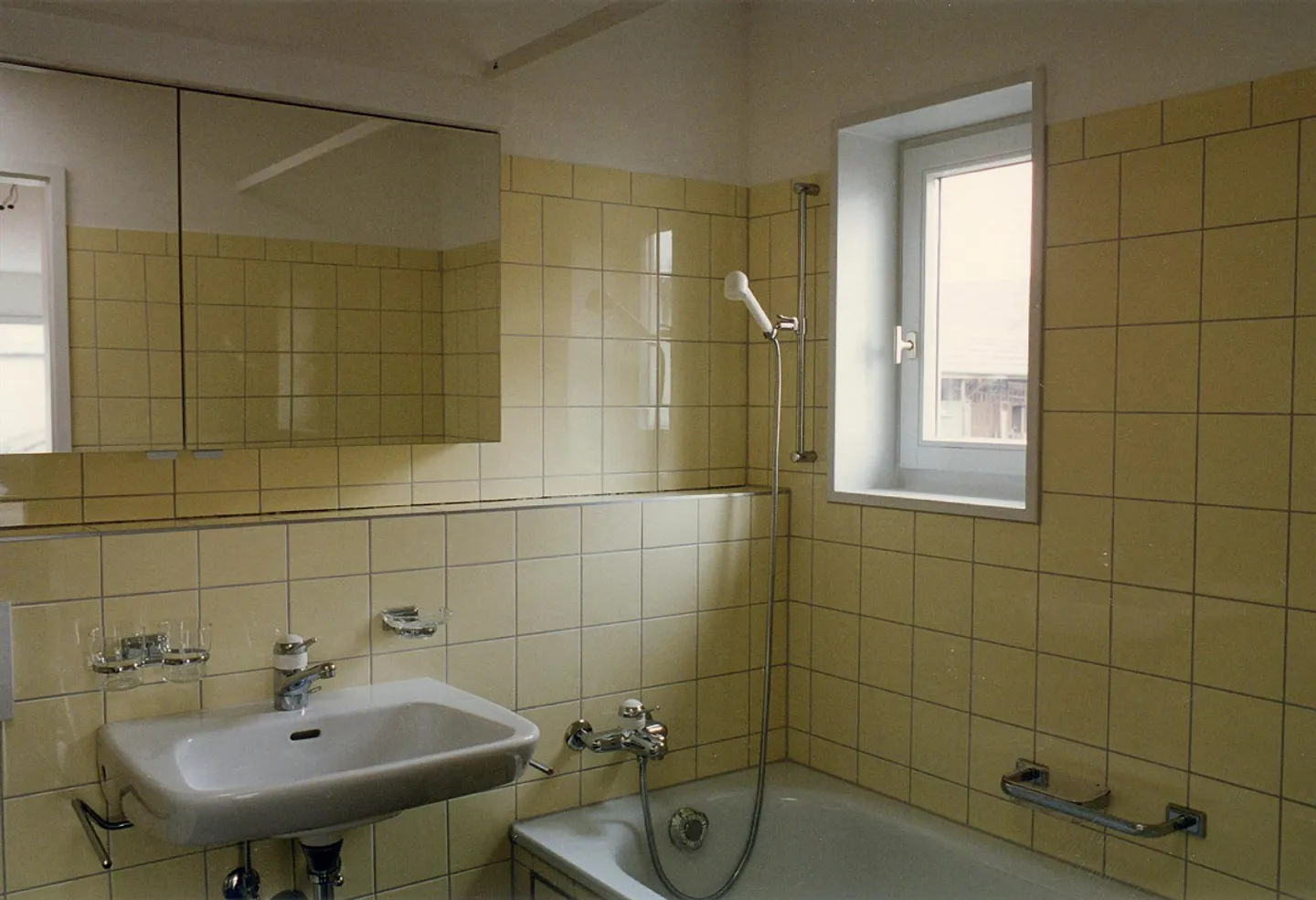 Appartement en duplex de 3 pièces - Photo 2 sur 4