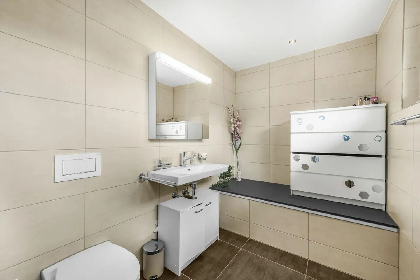 Living with Comfort in Mauensee - Photo 11 of 20