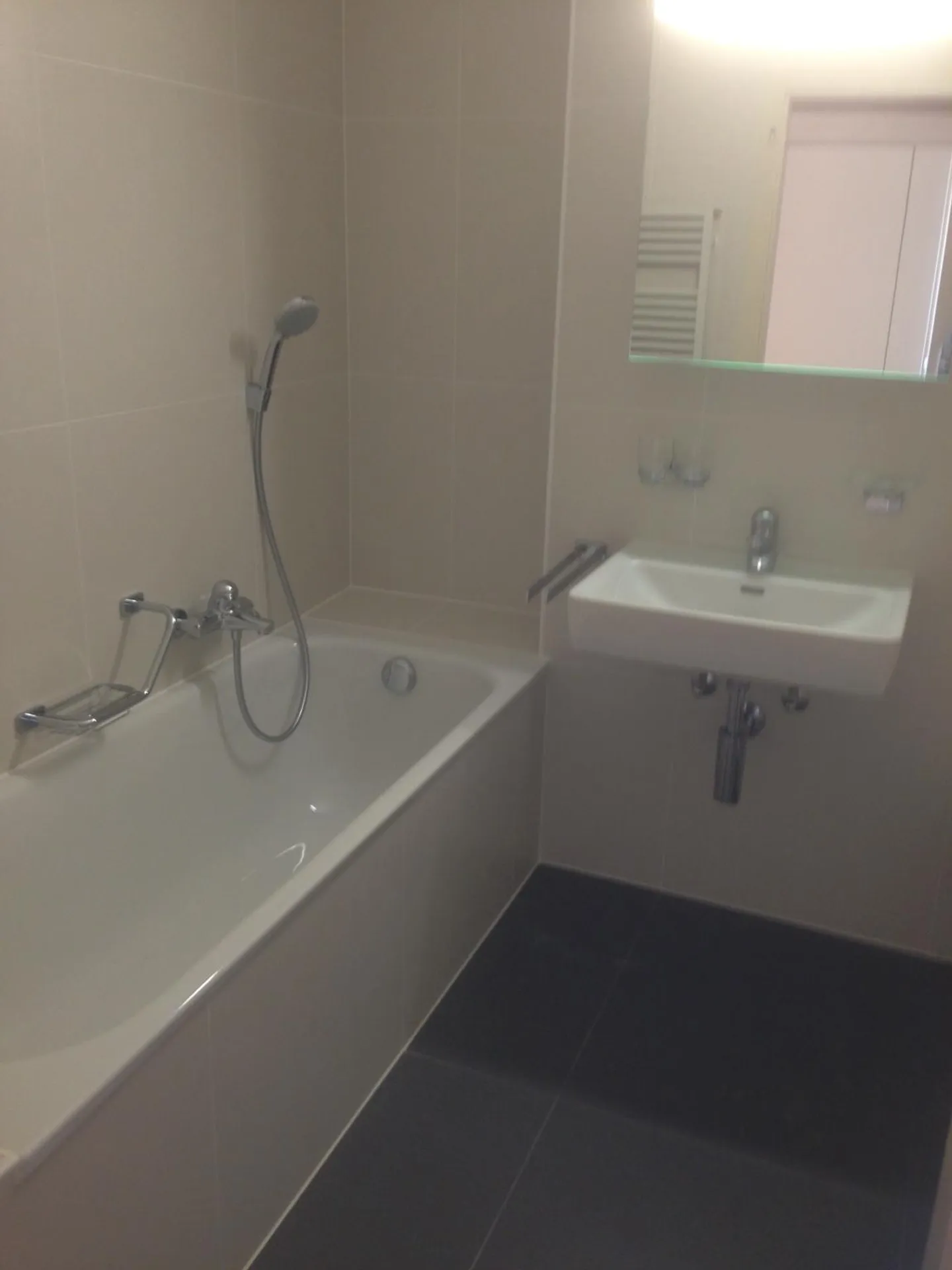 Apartment with 4.5 rooms in Lausanne - Photo 10 of 12