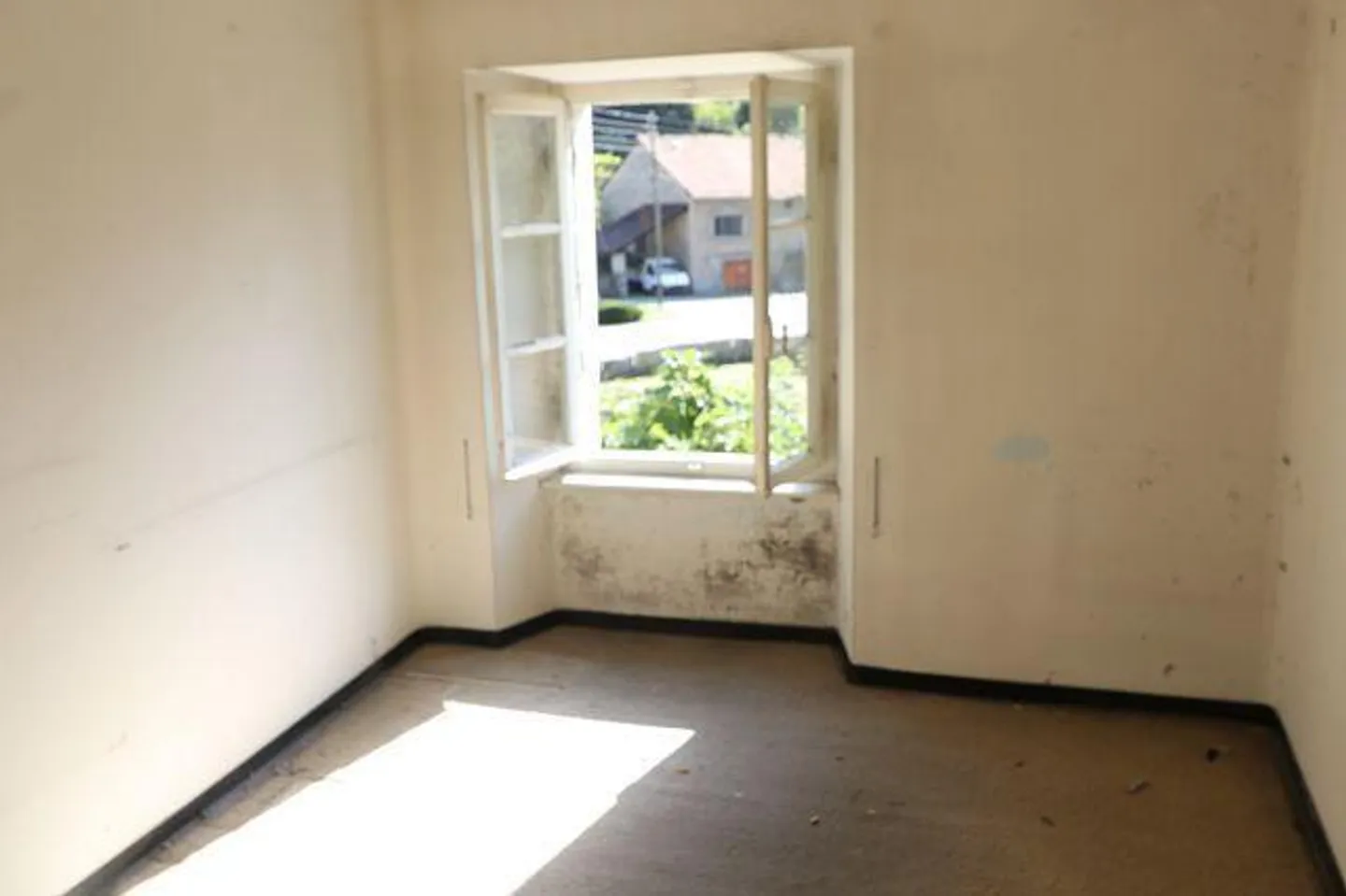 Incantevole casa familiare a Bodio - Foto 7 di 37