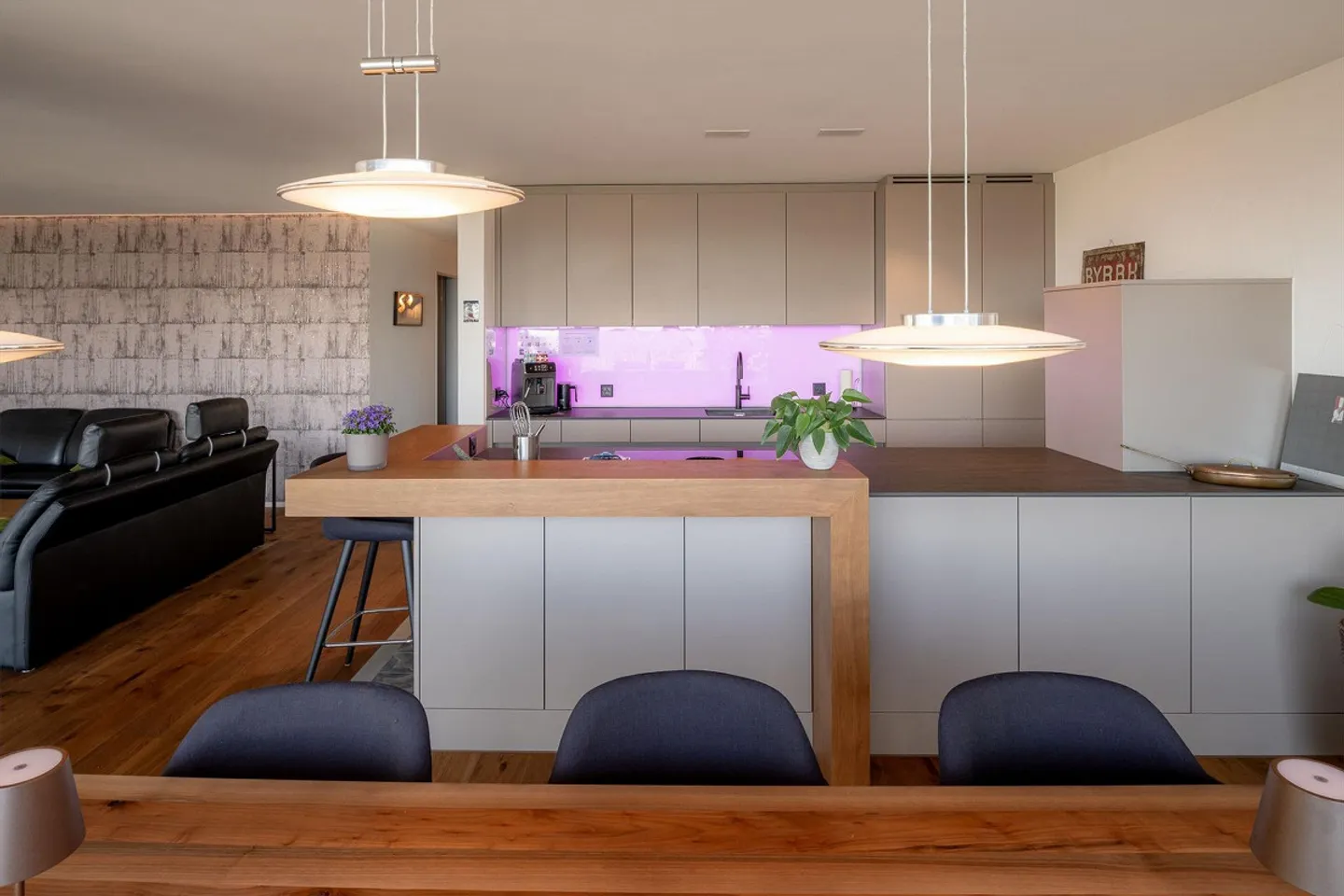 4.5-room terrace apartment with panoramic view in Remetschwil - Photo 8 of 13