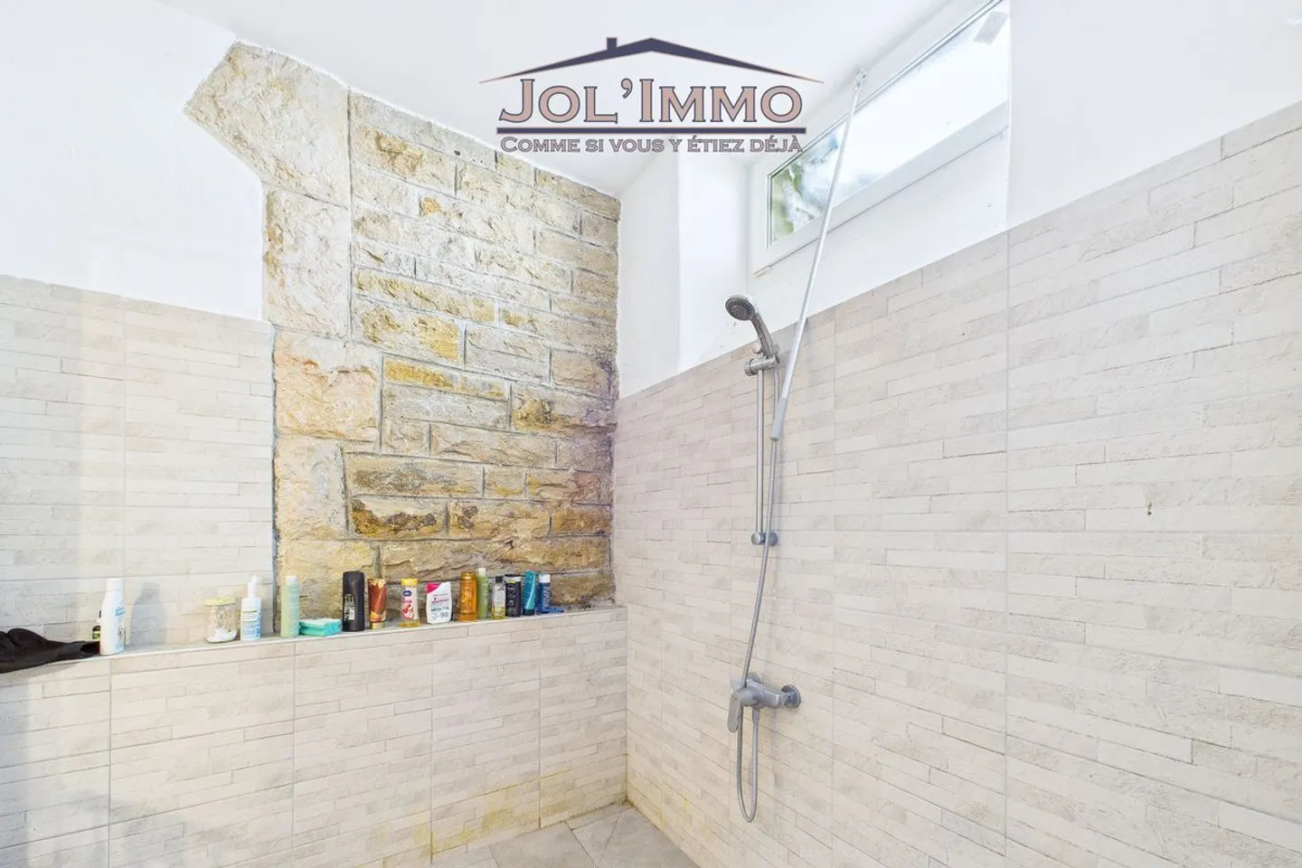 4,5-Zimmer-Wohnung mit unabhängigem Studio & Renditepotenzial - Foto 10 von 12
