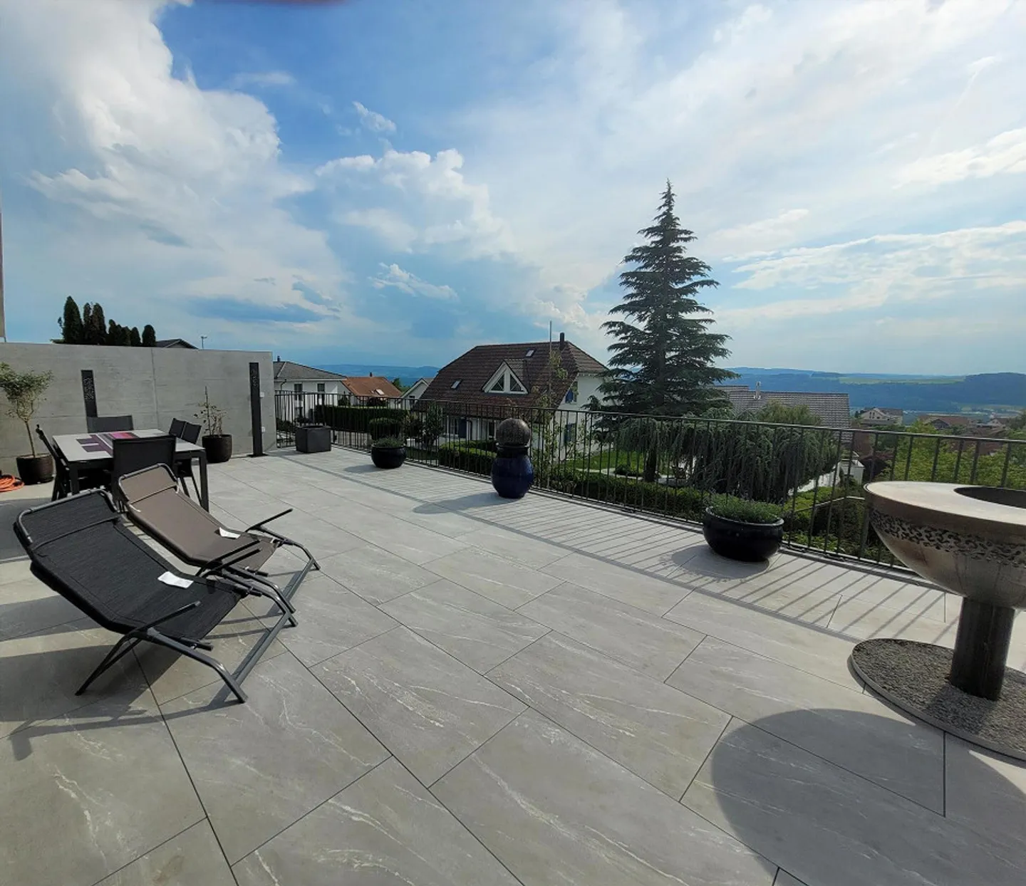 4.5-room terrace apartment with panoramic view in Remetschwil - Photo 9 of 13