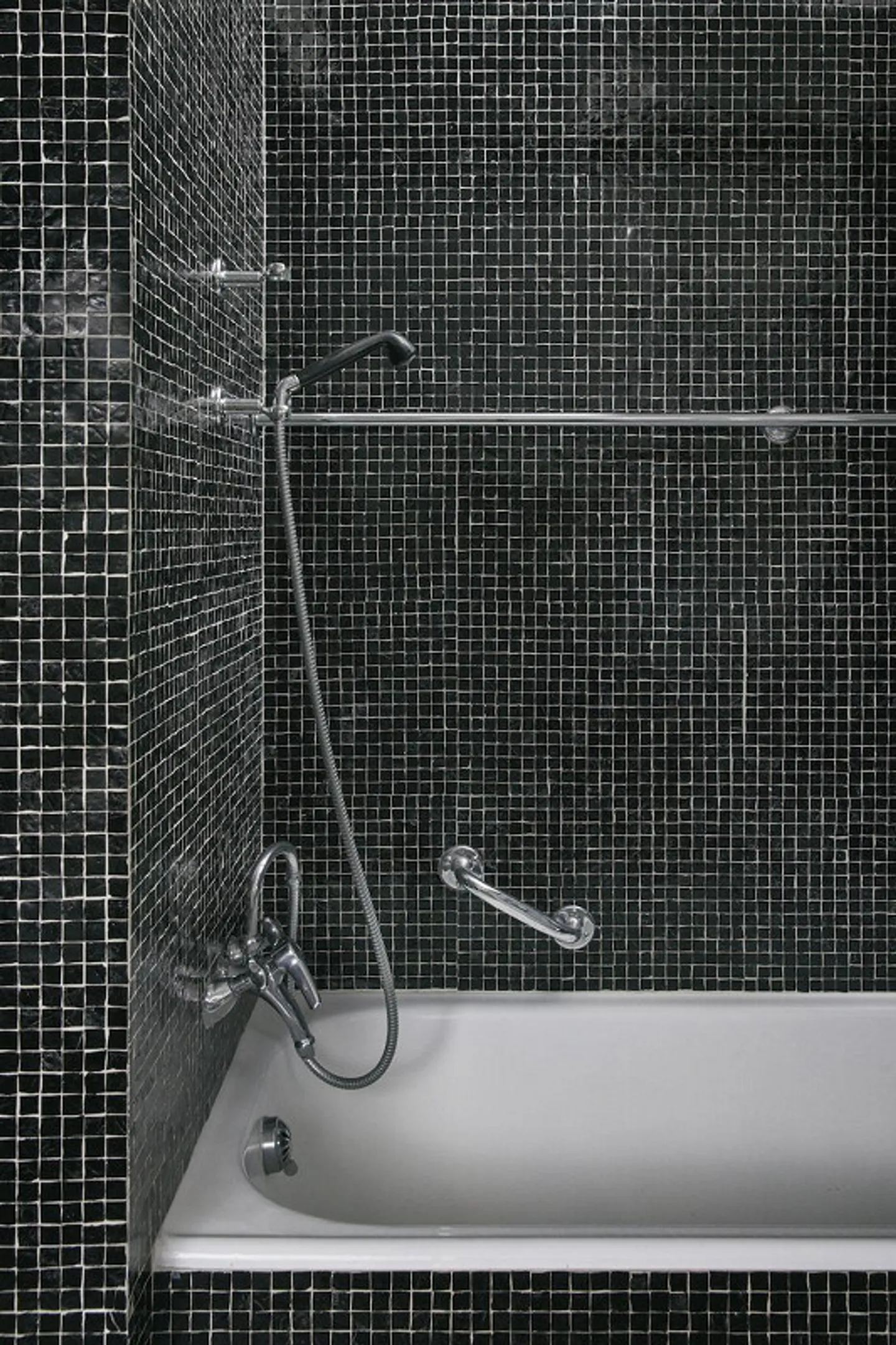 Iconic Bauhaus Villa in a privileged quiet location – Rheintal SG - Photo 10 of 15