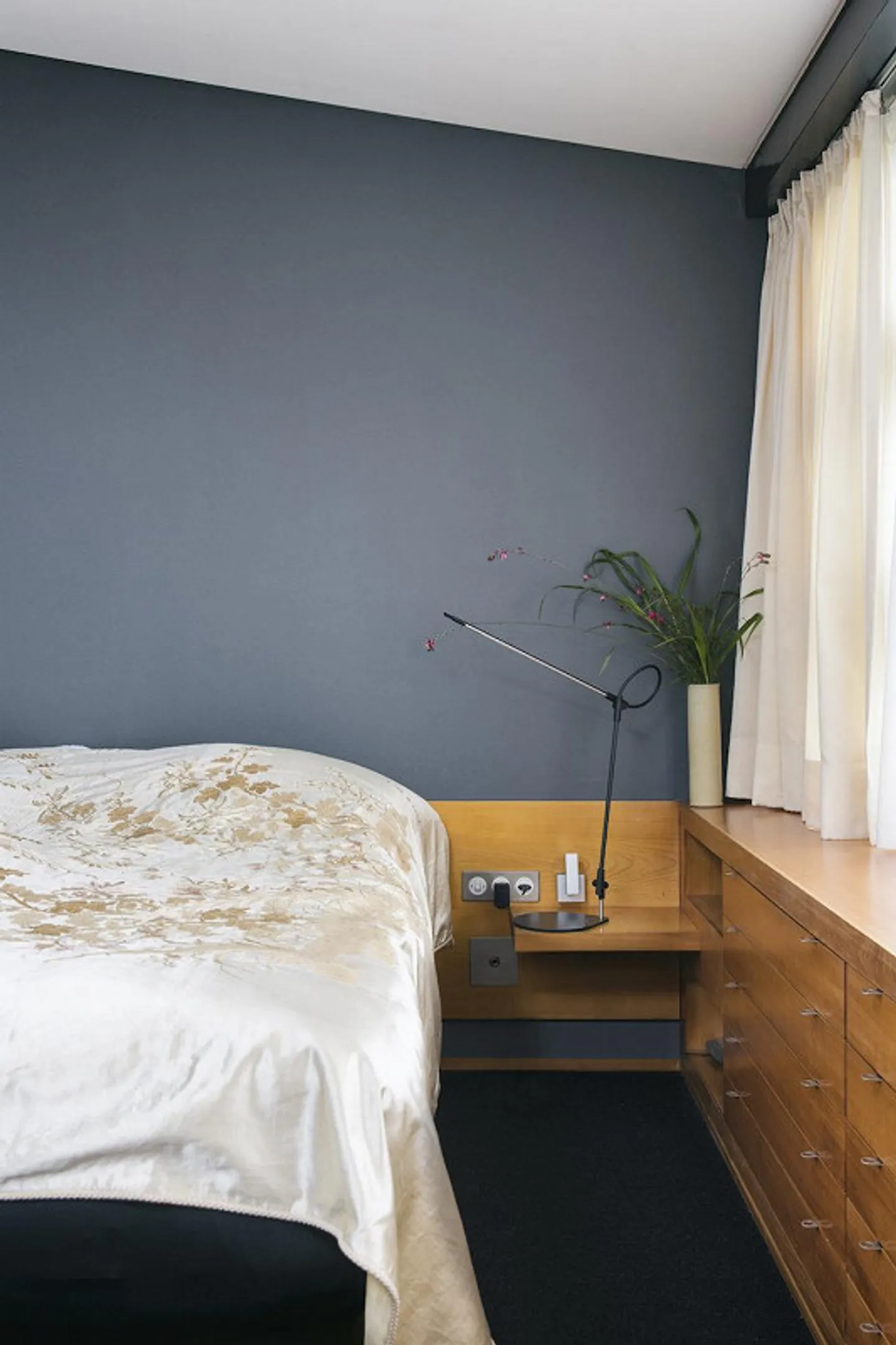 Iconic Bauhaus Villa in a privileged quiet location – Rheintal SG - Photo 12 of 15