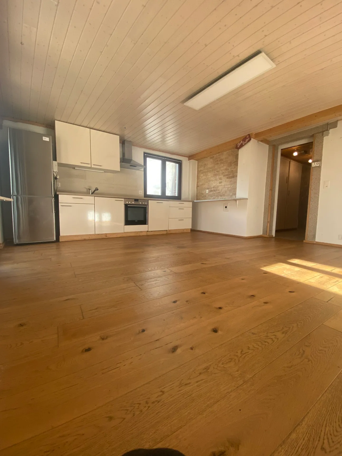 Apartment for rent - Photo 1 of 13