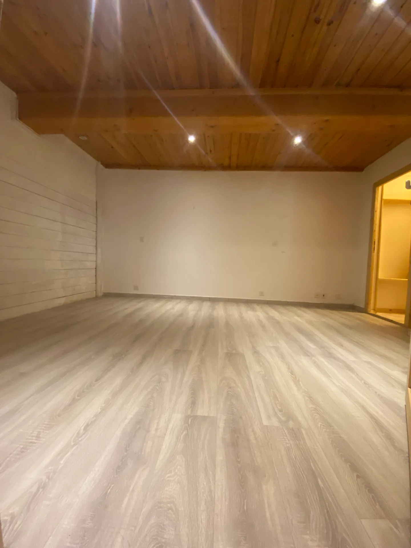 Apartment for rent - Photo 6 of 13