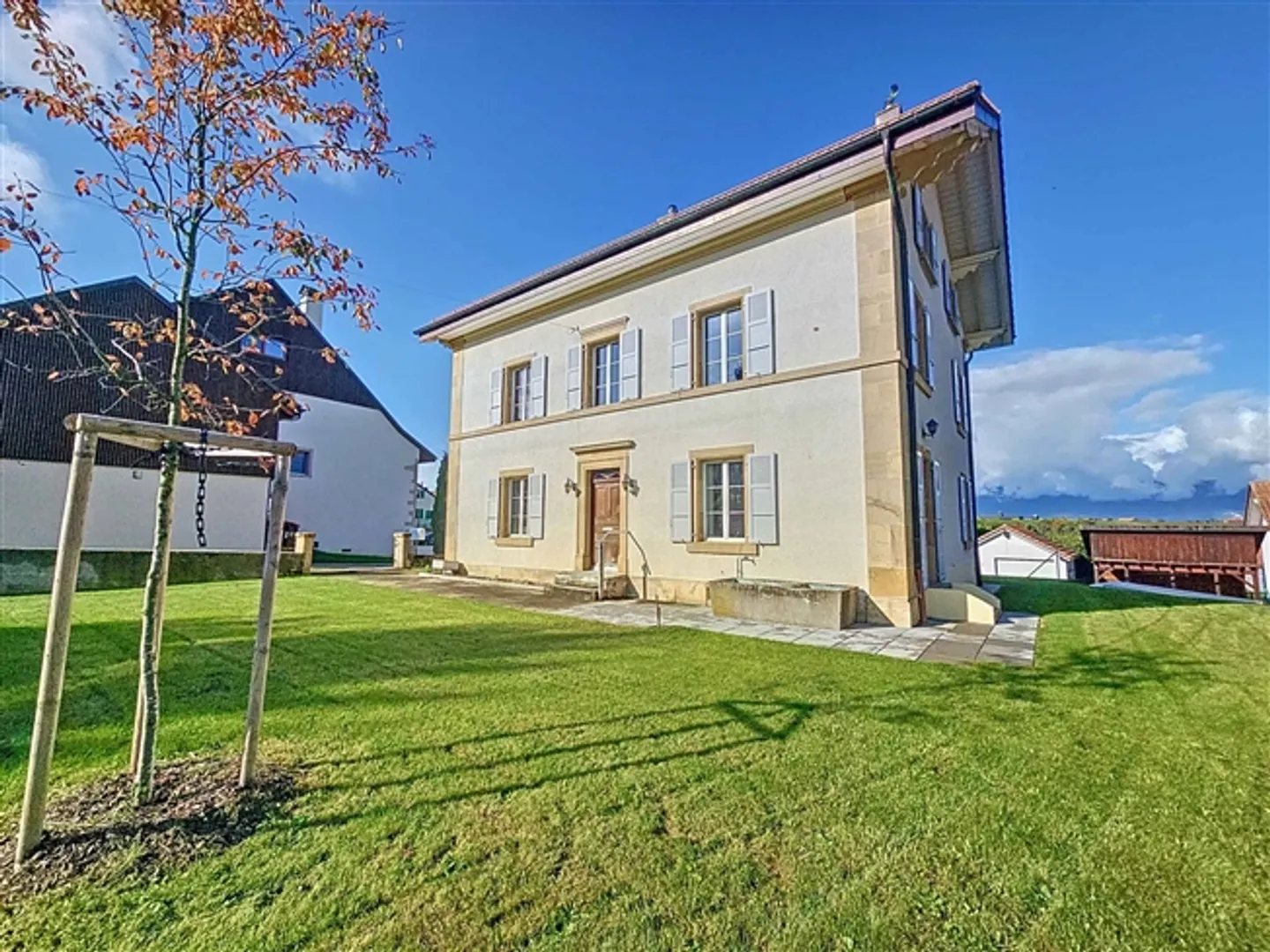 Villa splendida con charme autentico - Foto 2 di 13