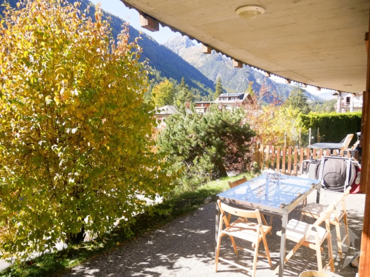 Appartamento piacevole e luminoso di 3,5 stanze con terrazza e vista soleggiata - Foto 5 di 13