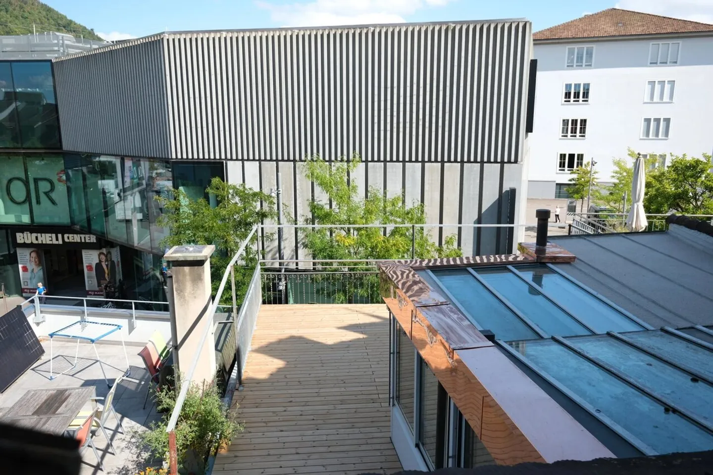 Maison de ville historique avec espace commercial et quatre appartements - Photo 4 sur 5