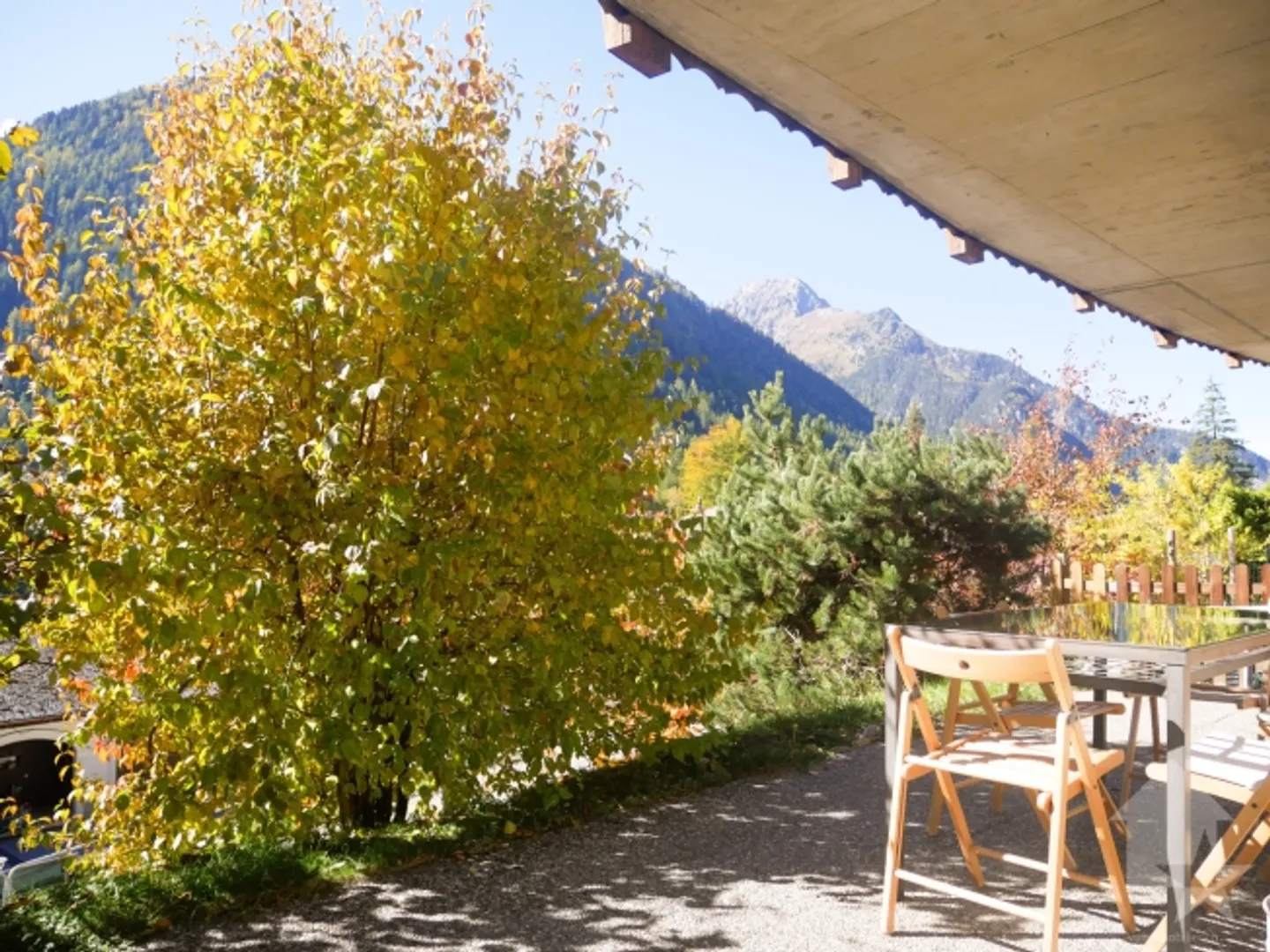 Appartamento piacevole e luminoso di 3,5 stanze con terrazza e vista soleggiata - Foto 7 di 13