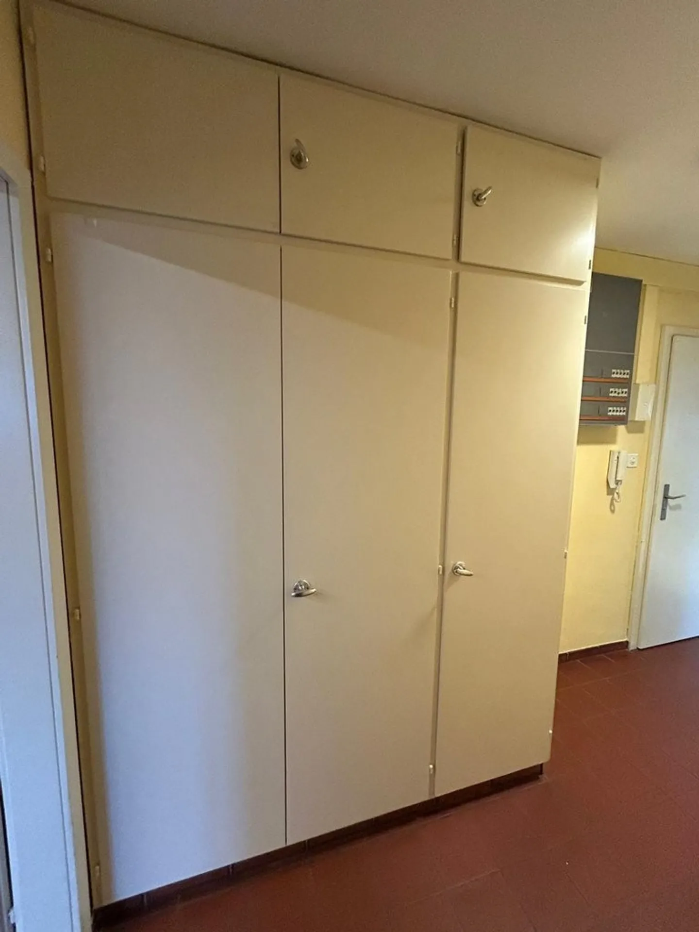 Atelier/Bureau pour une utilisation temporaire jusqu'au 31.07.2027 - Photo 8 sur 8