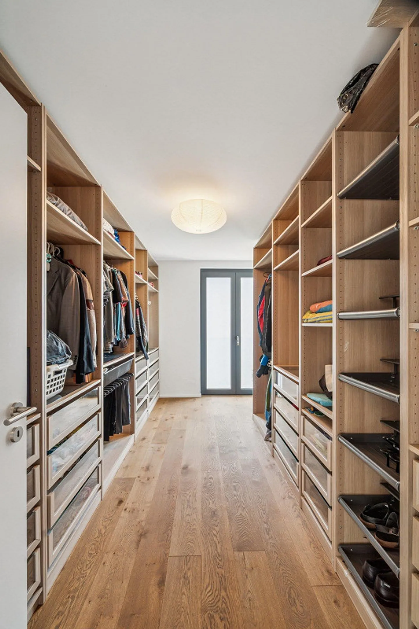 Lake View Meets Privacy - Modern Living with Private Sauna - Photo 8 of 13