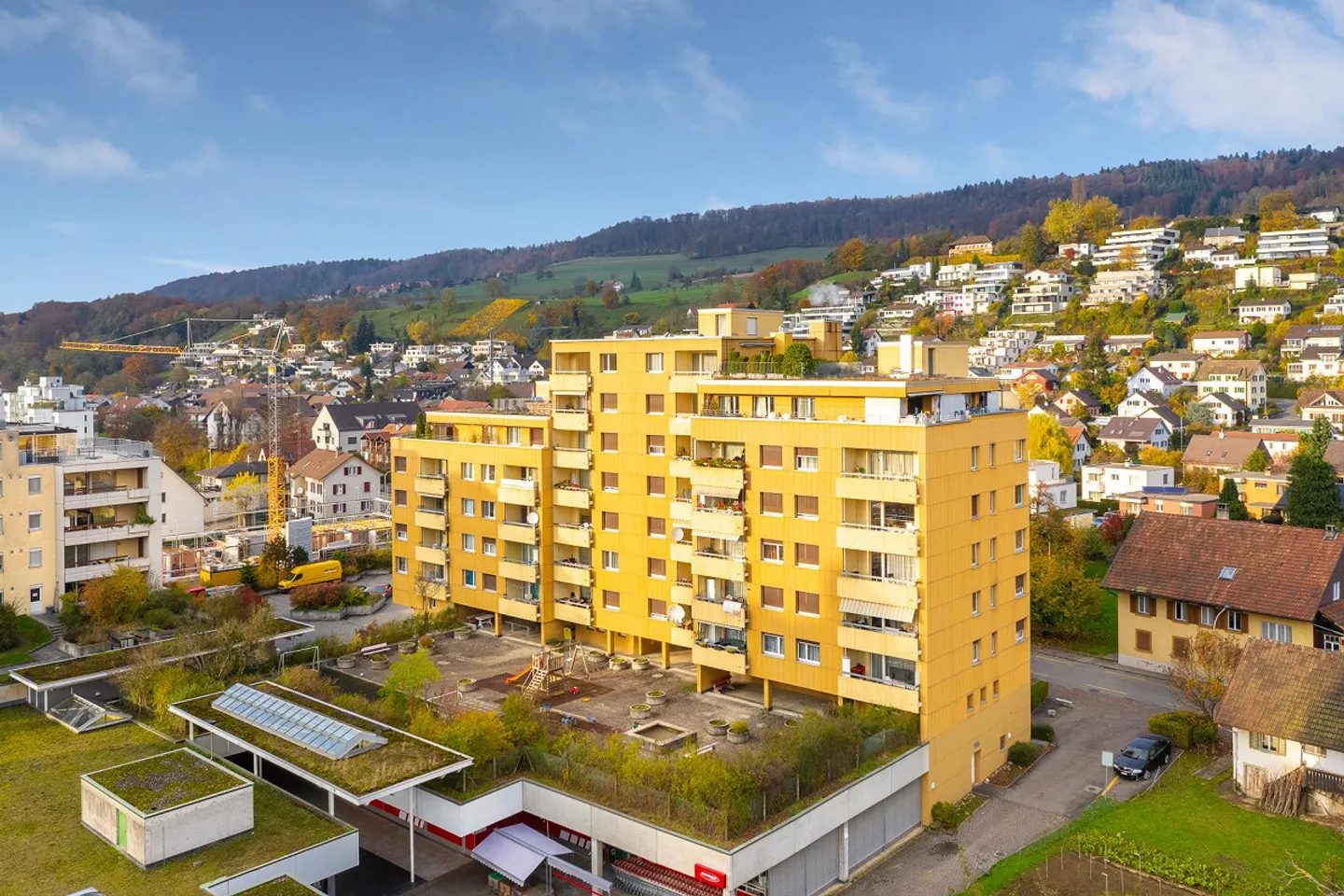 Praktischer Parkplatz - Foto 1 von 1