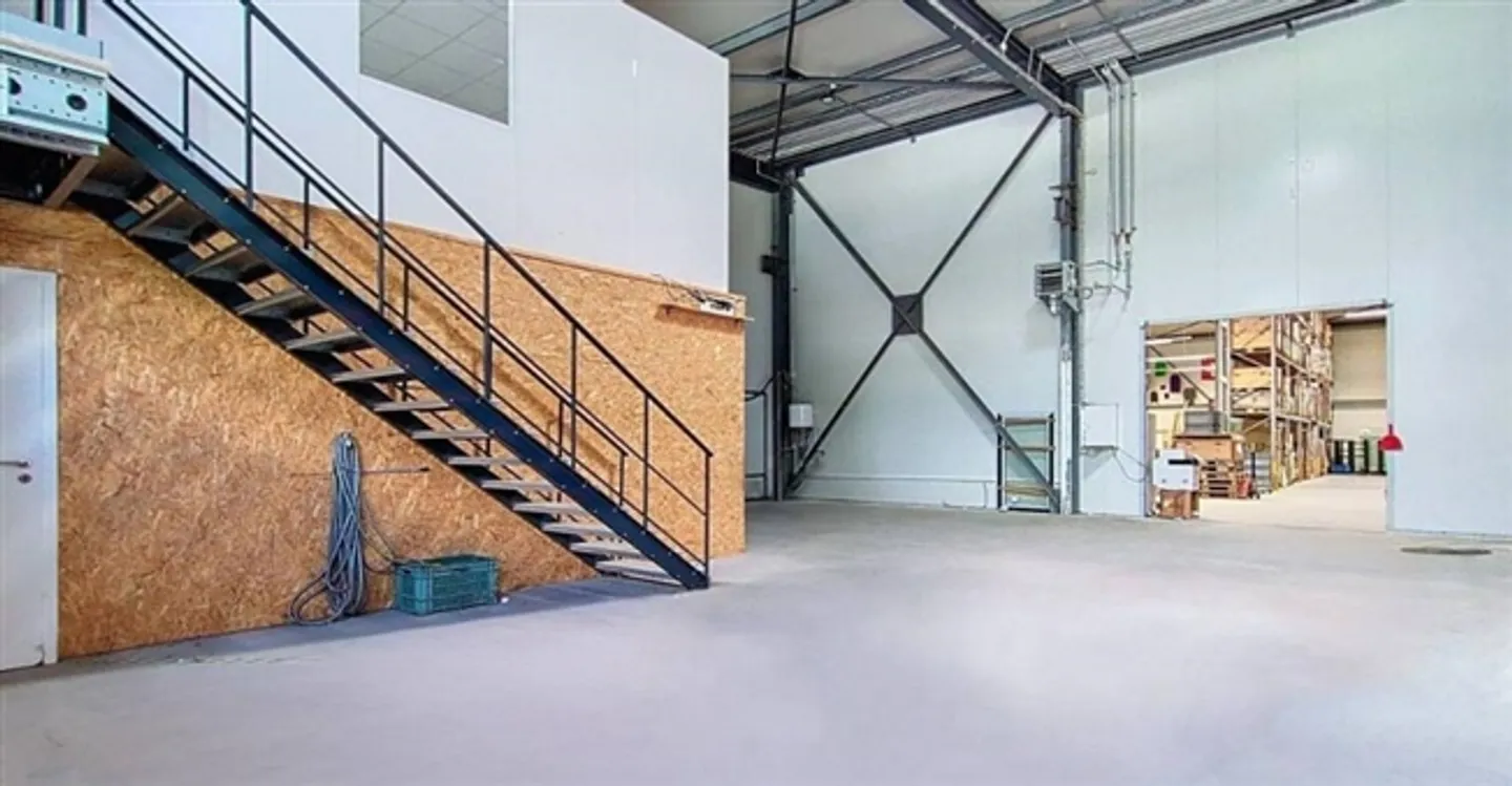 Deposito - Foto 2 di 10