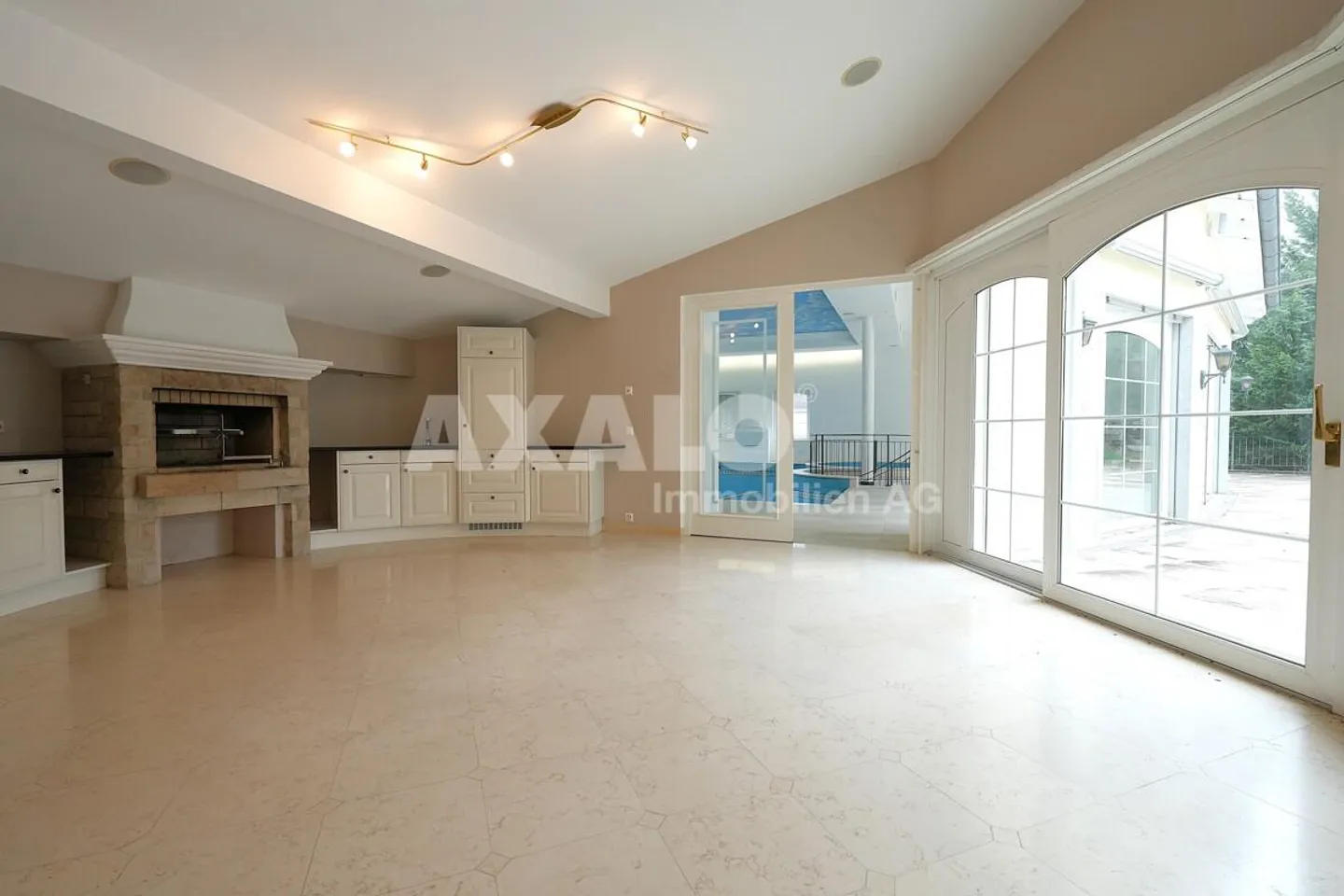 Villa with generous space concept in Rheineck - Photo 5 of 16