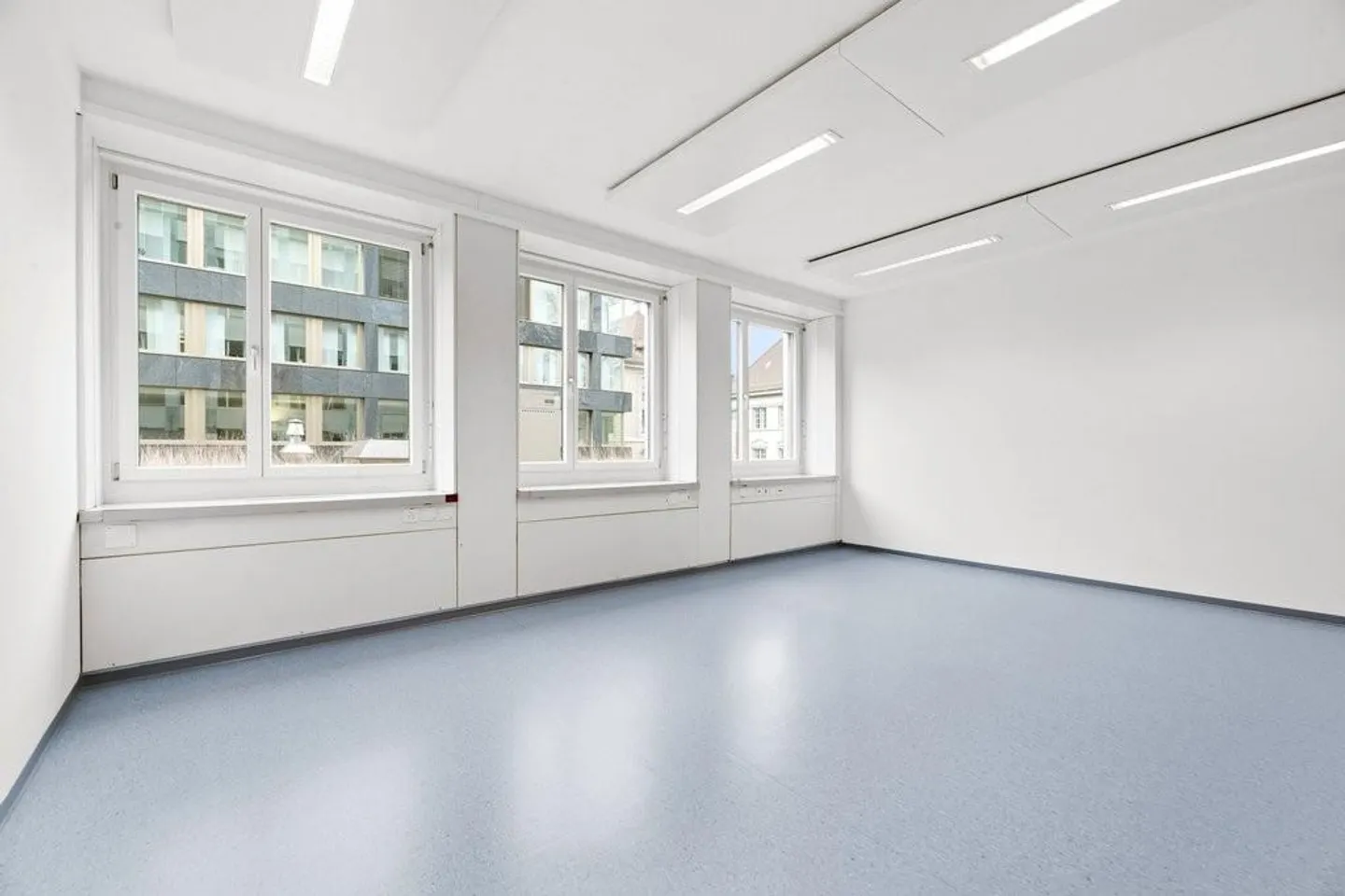Work in the best location - Modern office spaces directly at Aarau train station - Photo 4 of 12