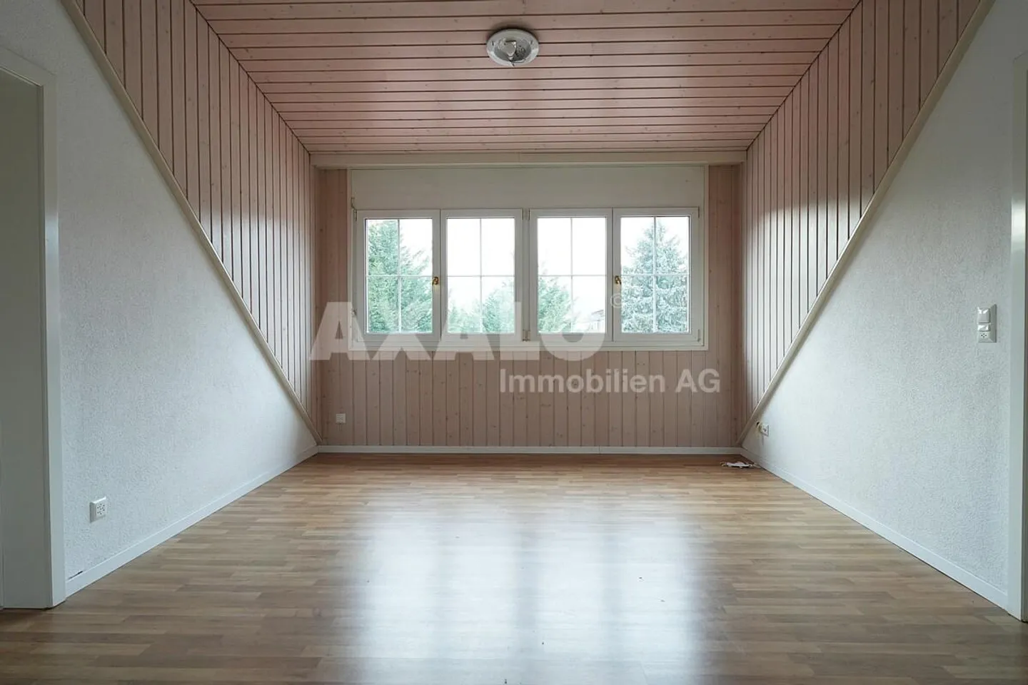 Villa with generous space concept in Rheineck - Photo 13 of 16