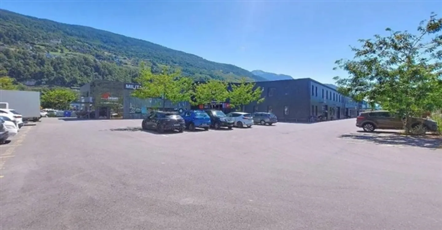 Deposito - Foto 9 di 10