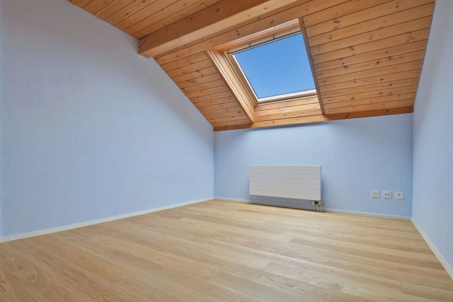 Bella e spaziosa maisonette di 5 1/2 stanze con camino - Foto 8 di 10