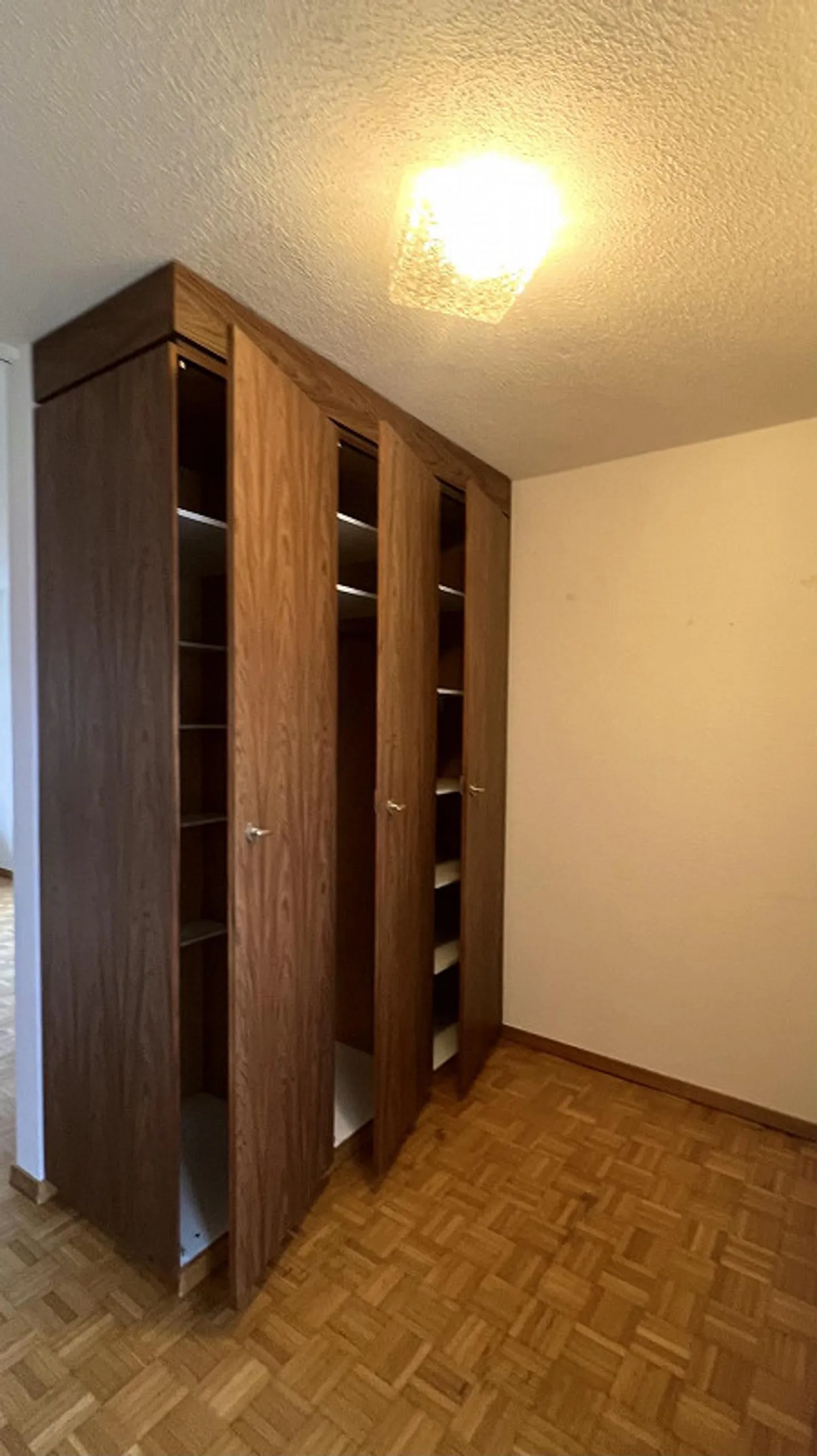 Appartamento tranquillo di 1,5 stanze a Chur - Ideale per residenti in pensione - Foto 3 di 7