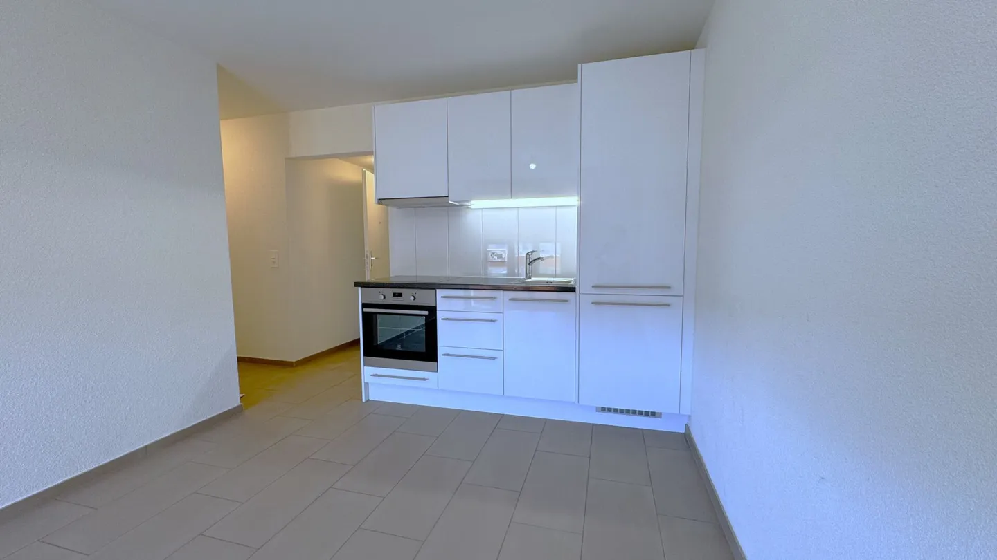 Appartement 2 chambres  moderne à La Chaux-de-Fonds - Idéal pour étudiant & prem - Photo 1 sur 10