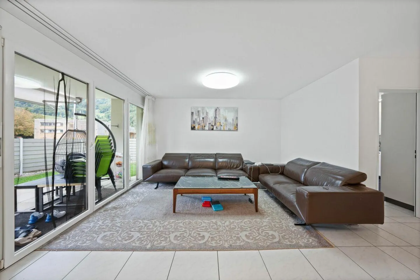 4.5-room apartment in a quiet location with unobstructed views - Photo 1 of 21