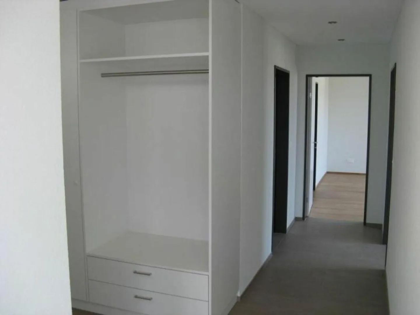 Special 4 1/2-room apartment with beautiful terrace - Photo 5 of 11