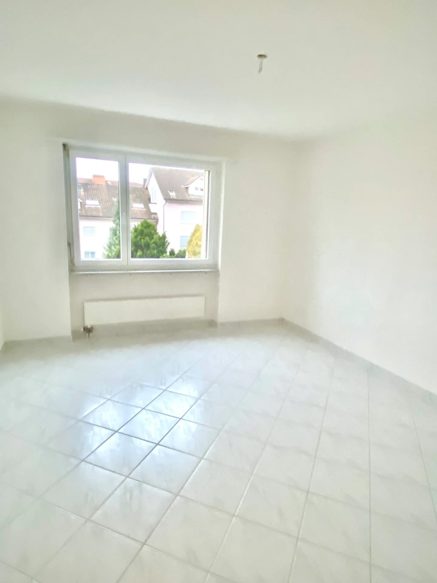 Charming Apartment in Zufikon - Photo 3 of 9