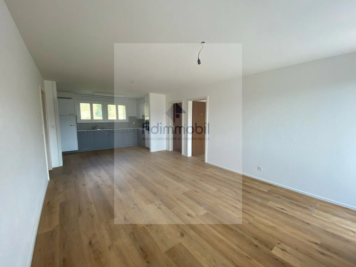 Appartamento in affitto - Foto 3 di 10