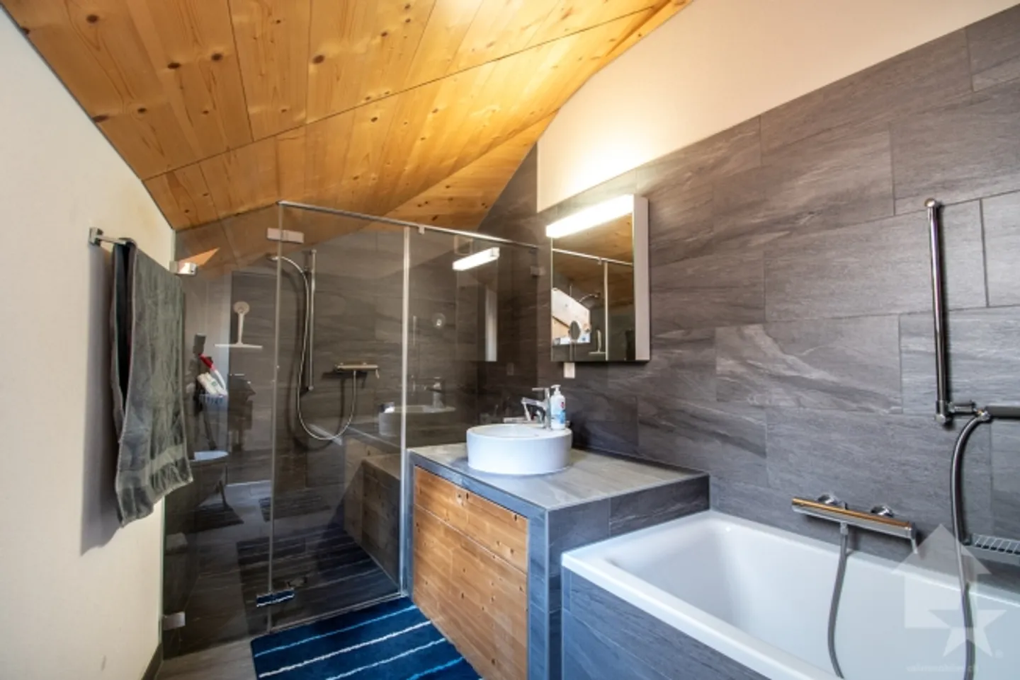 Monthey, 4.5 room duplex in Minergie building in the city center - Photo 7 of 10