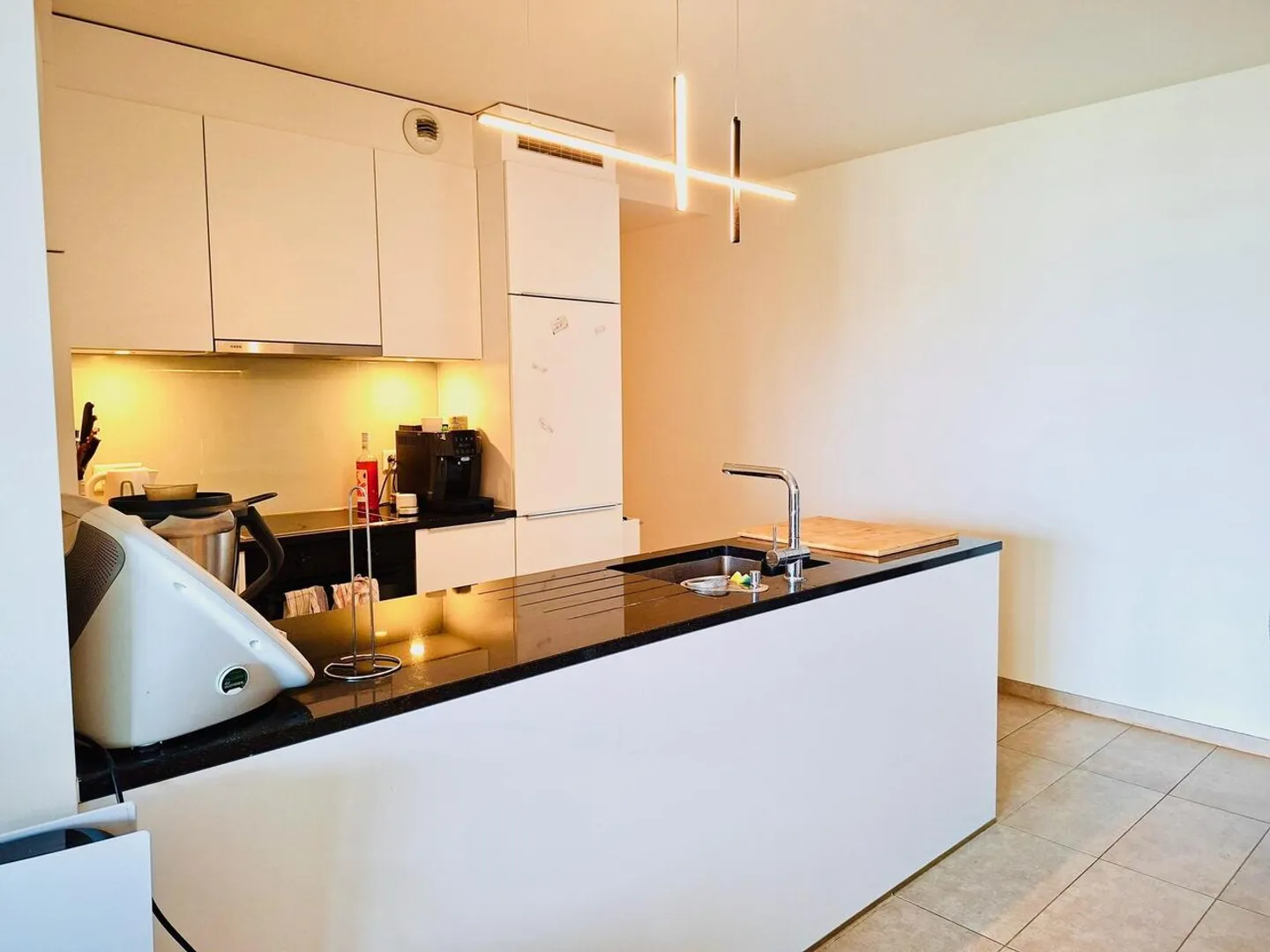 Beautiful furnished 3.5-room apartment with balcony - Photo 4 of 8