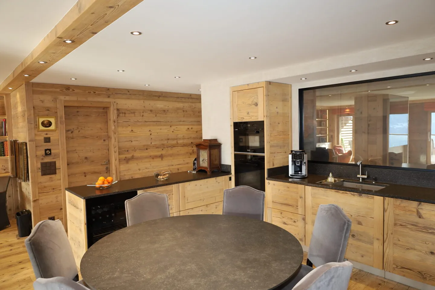 Appartement Magnifique avec Vue - Photo 8 sur 18