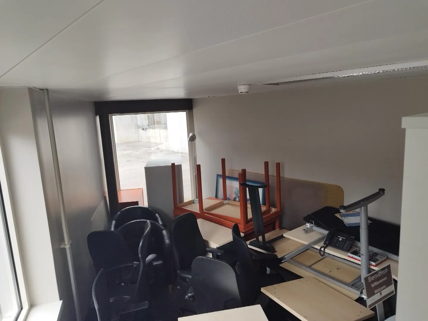 Büros von 210m2 im Erdgeschoss & 1. Stock mit 4 Parkplätzen - Foto 13 von 13