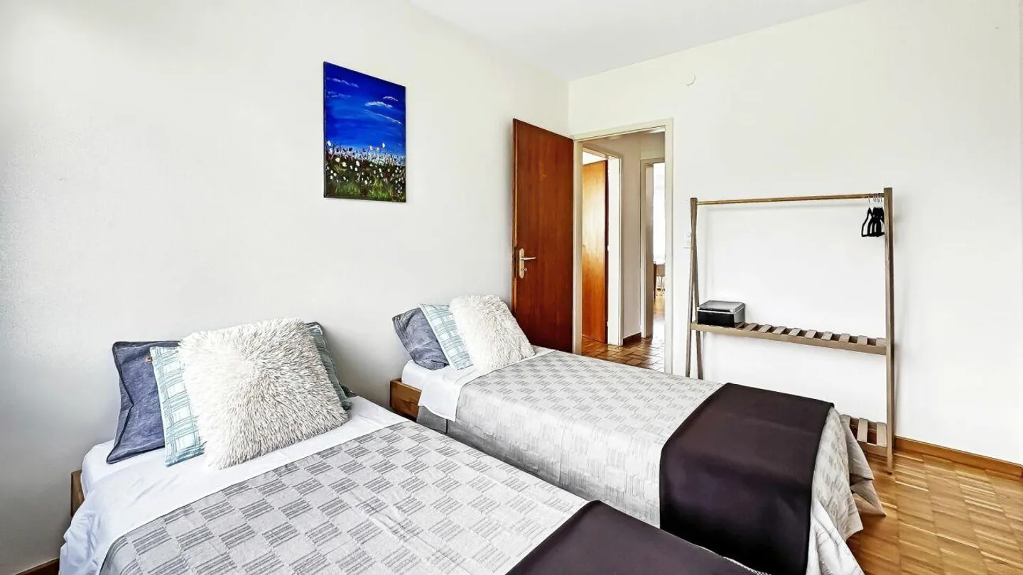 Appartamento moderno con vista montagne - Foto 7 di 10