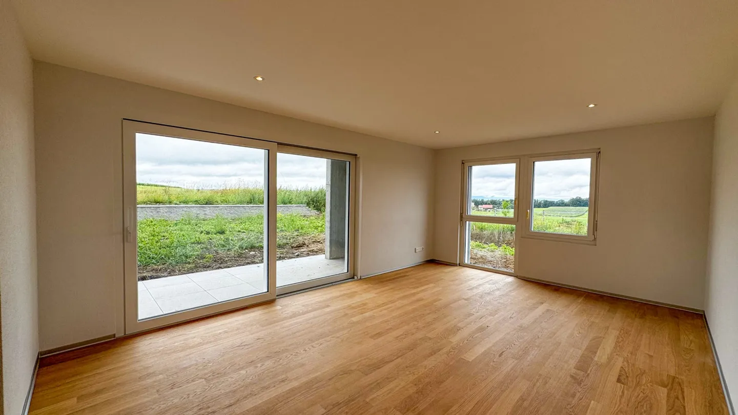 Modernes Apartment mit Garten - Foto 4 von 12