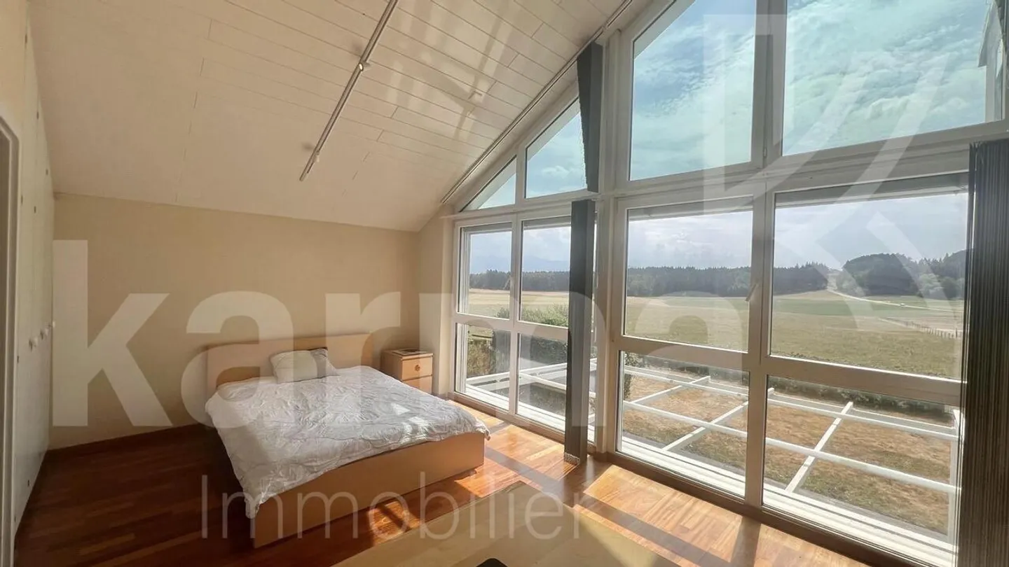 Spacieuse maison individuelle de 7,5 pièces - Foto 8 von 13